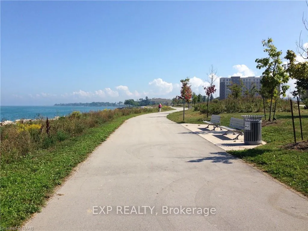 Photo 19 of Unit 106, 101 Shoreview Place, Hamilton, Stoney Creek — HOMEH