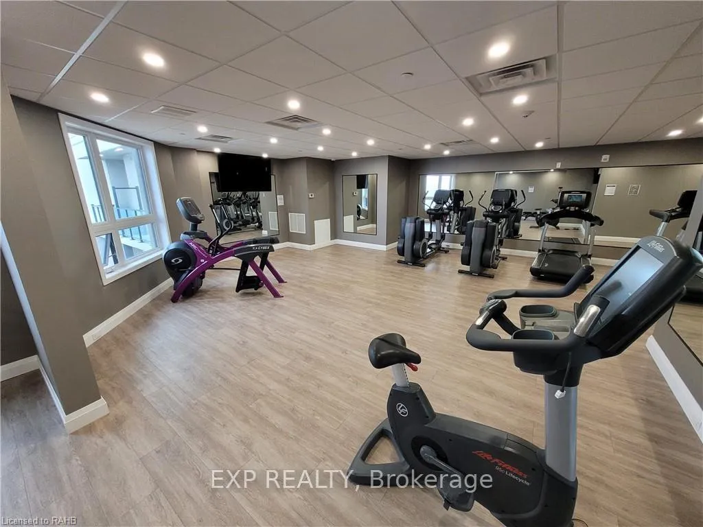Photo 21 of Unit 106, 101 Shoreview Place, Hamilton, Stoney Creek — HOMEH