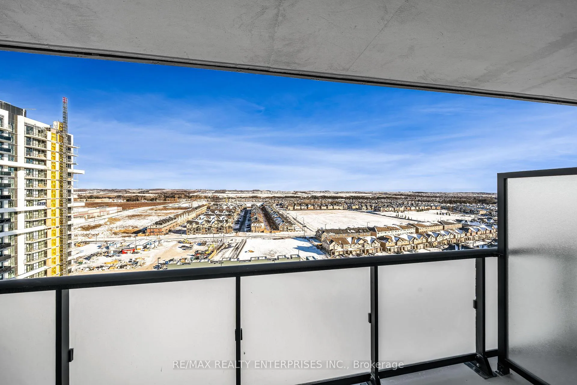 Photo 9 of Unit 1401, 2545 Simcoe Street N, Oshawa, Windfields — HOMEH