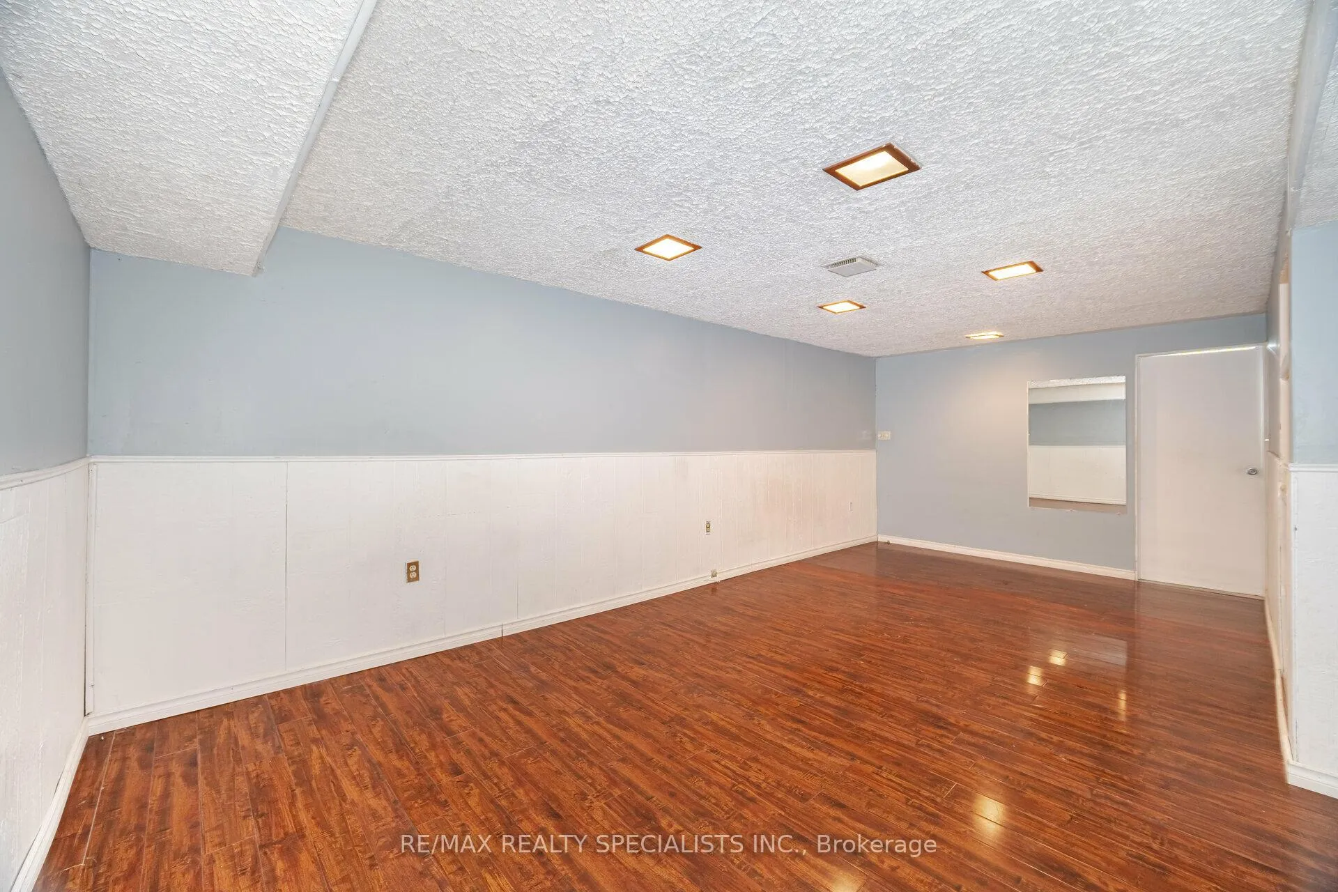 Photo 31 of Unit 8, 8 Guildford Crescent, Brampton, Central Park — HOMEH