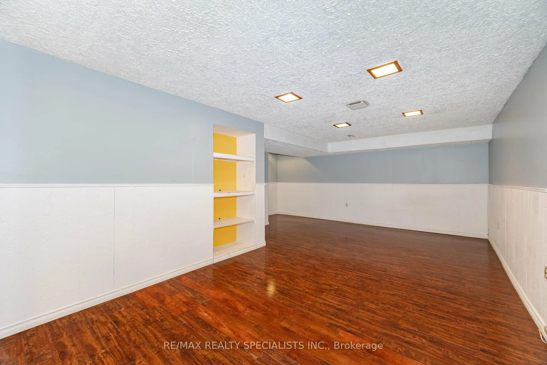 Photo 32 of Unit 8, 8 Guildford Crescent, Brampton, Central Park — HOMEH