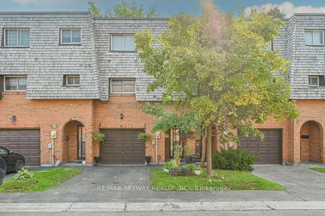 Photo 2 of 51 Briar Path, Brampton, Avondale — HOMEH