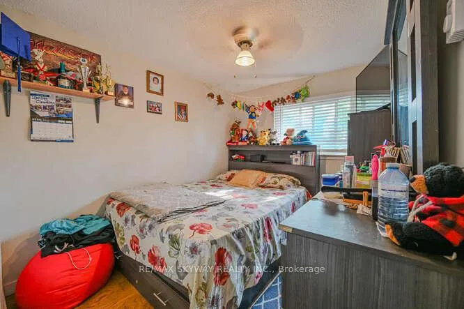 Photo 27 of 51 Briar Path, Brampton, Avondale — HOMEH