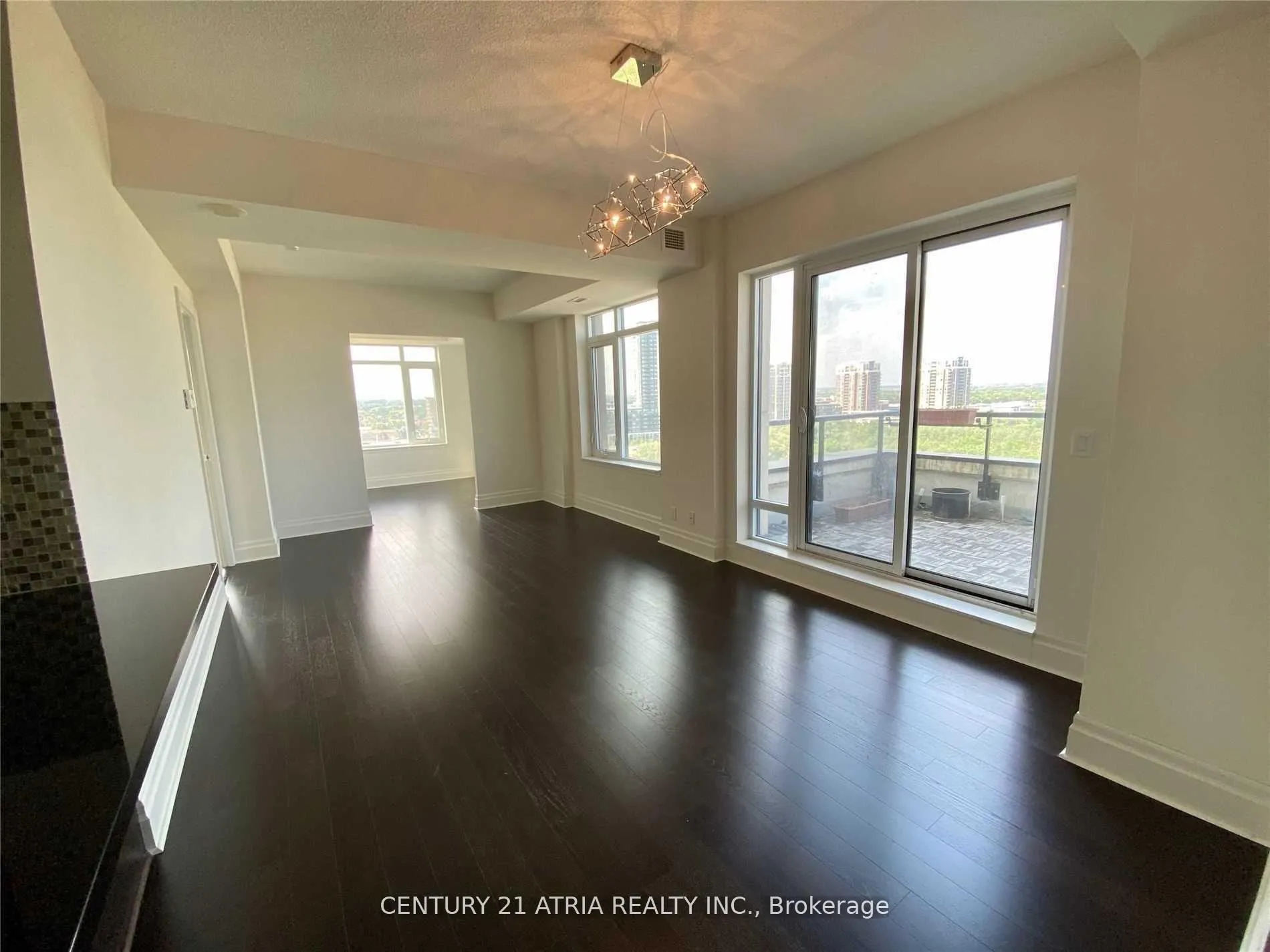Photo 8 of Unit 1106, 151 Upper Duke Crescent, Markham, Unionville — HOMEH