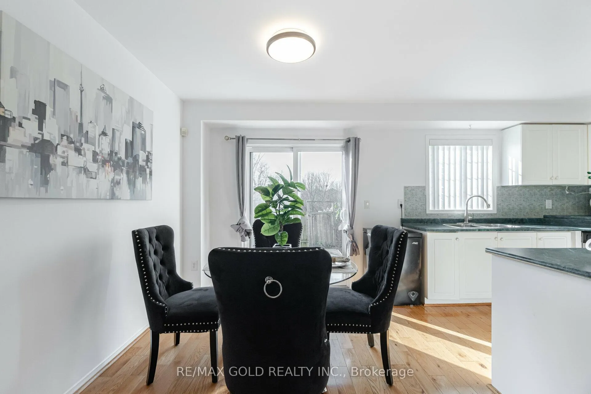 Photo 16 of Unit 32, 9800 McLaughlin Road N, Brampton, Fletcher's Creek Village — HOMEH