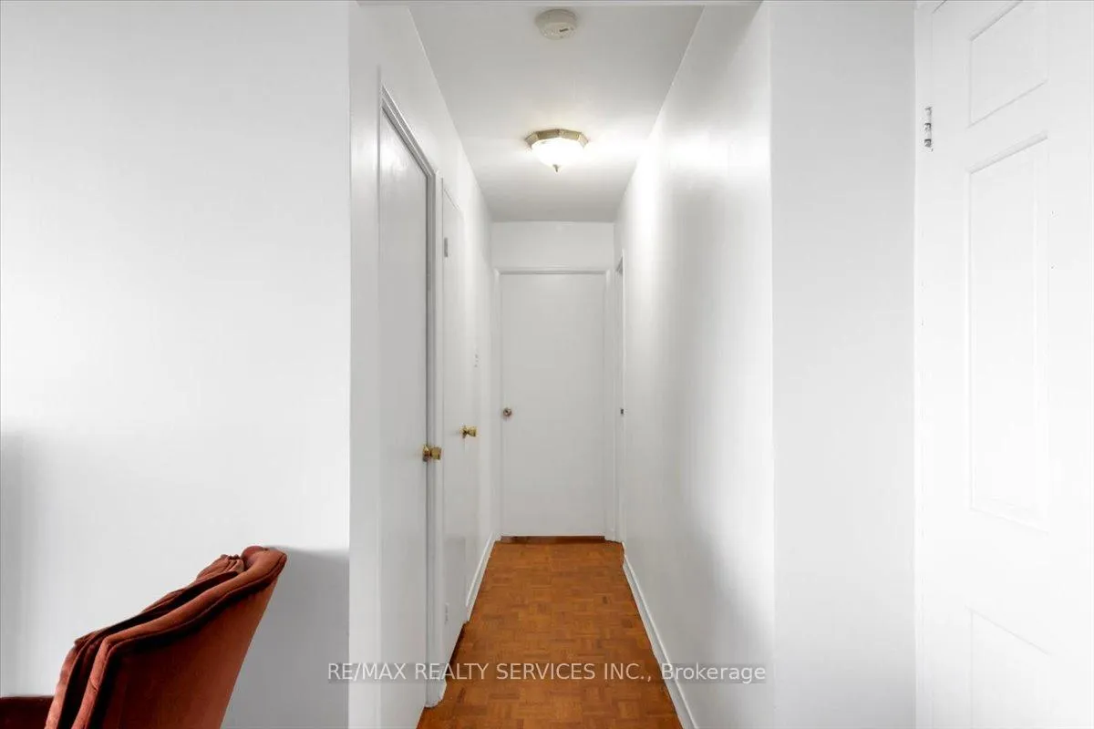 Photo 12 of Unit 801, 3555 Bathurst Street, Toronto, Bedford Park-Nortown — HOMEH