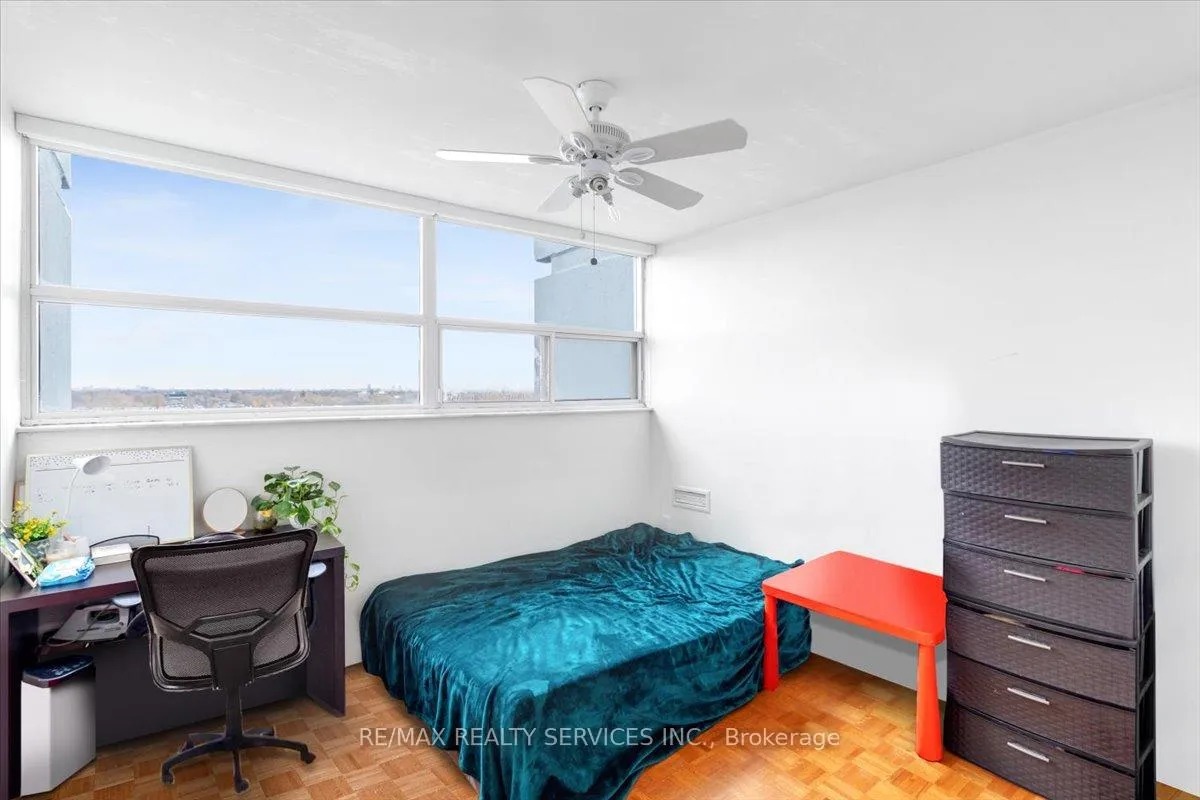 Photo 15 of Unit 801, 3555 Bathurst Street, Toronto, Bedford Park-Nortown — HOMEH