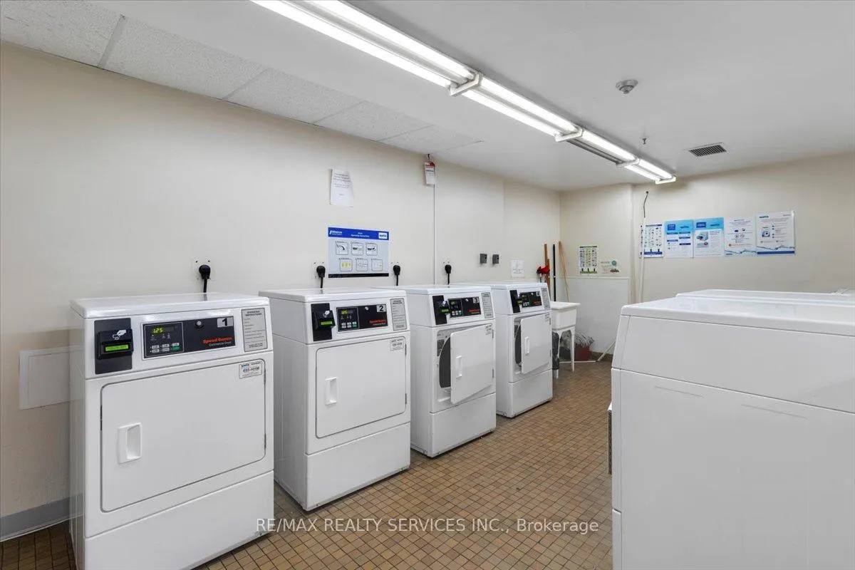 Photo 17 of Unit 801, 3555 Bathurst Street, Toronto, Bedford Park-Nortown — HOMEH