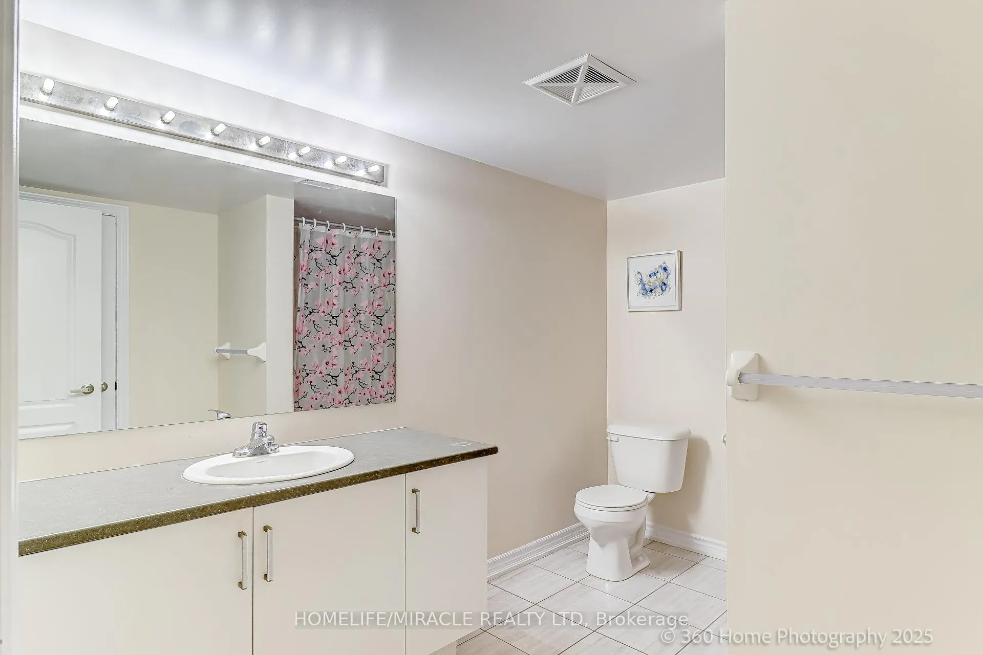 Photo 22 of Unit 33, 181 Parktree Drive, Vaughan, Maple — HOMEH