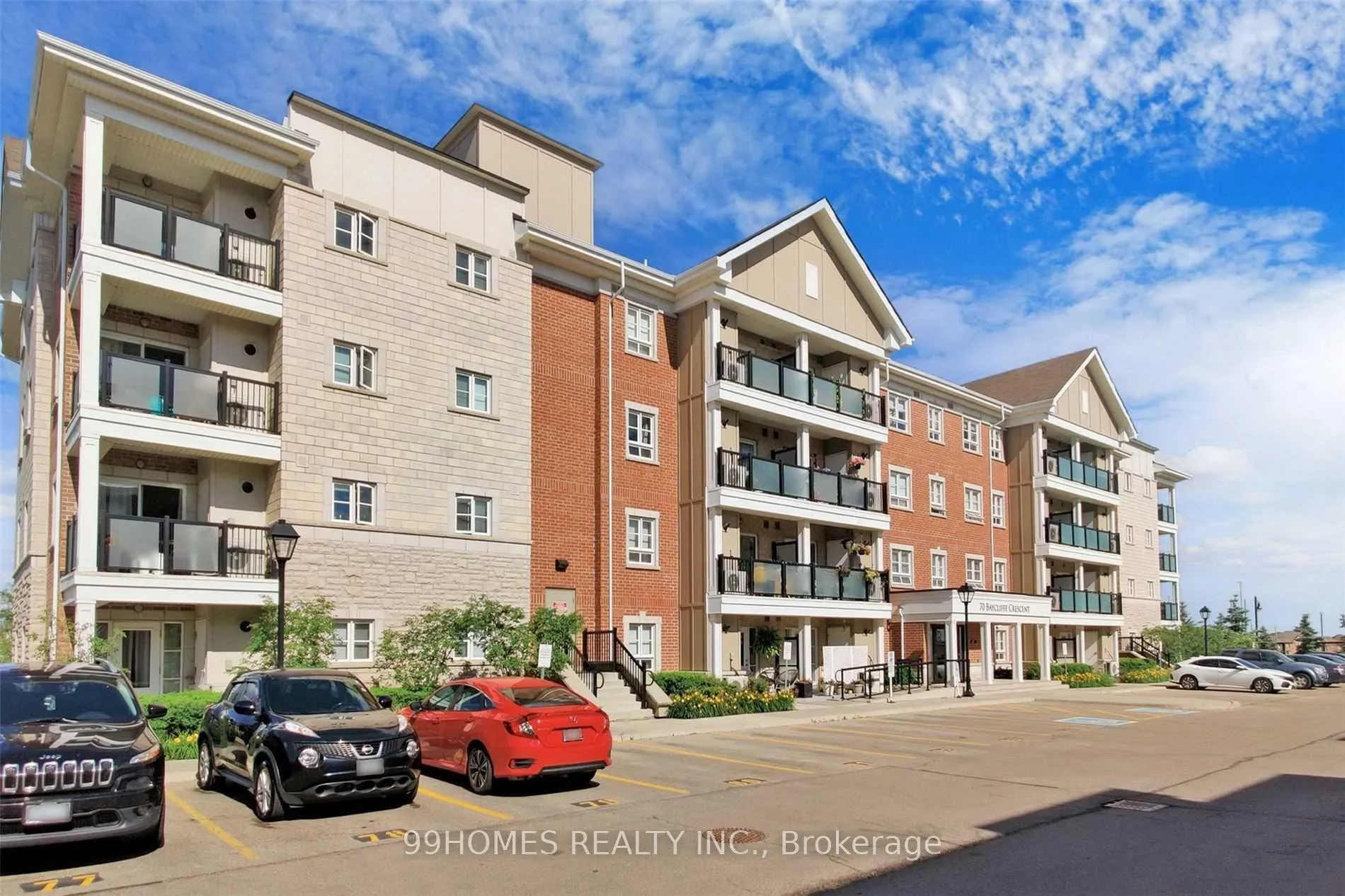 Photo 4 of Unit 306, 70 Baycliffe Crescent, Brampton, Northwest Brampton — HOMEH