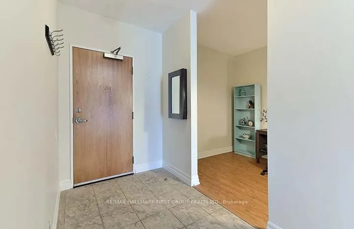 Photo 3 of Unit 806, 44 Bond Street W, Oshawa, O'Neill — HOMEH