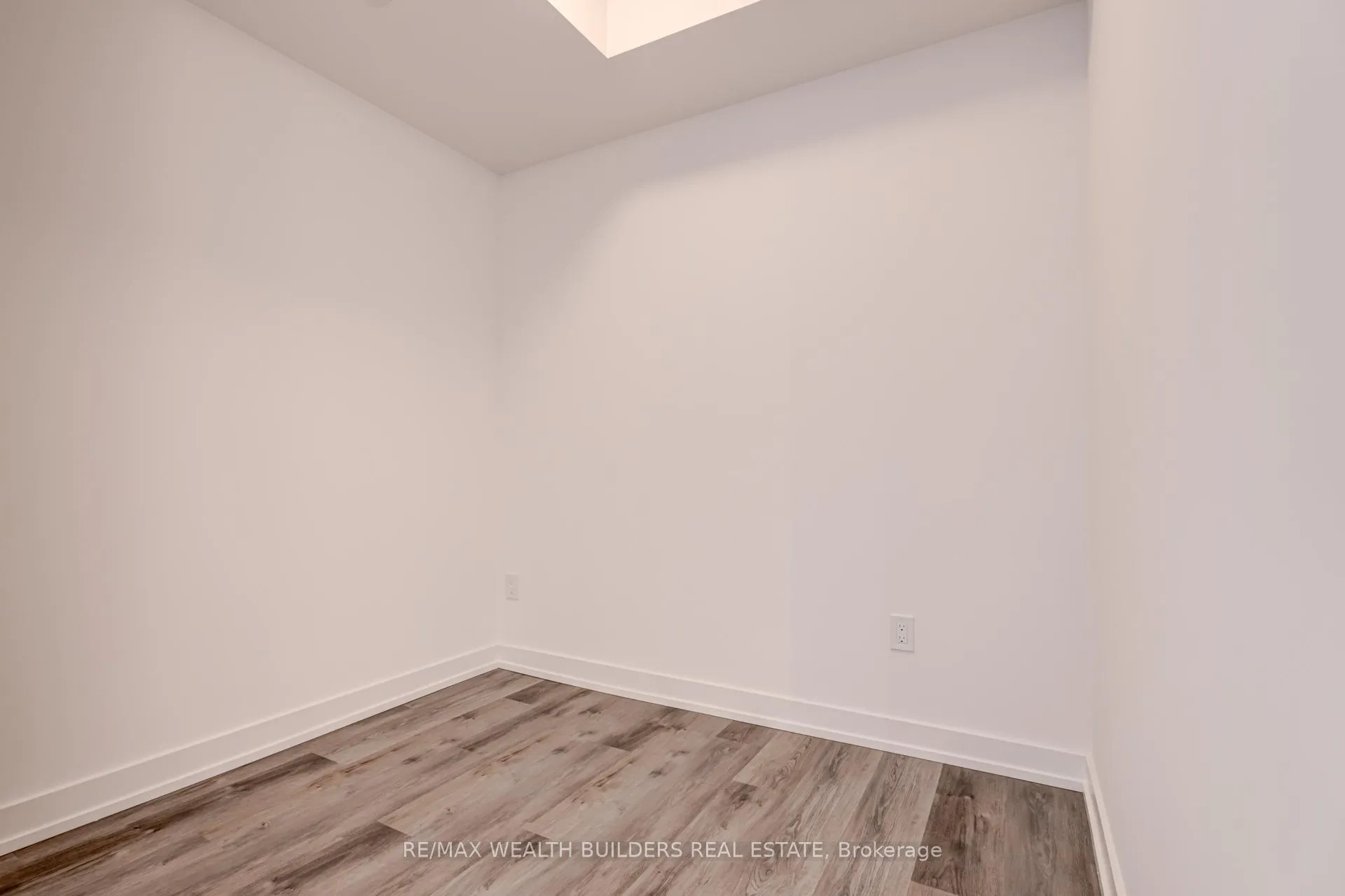 Photo 8 of Unit 331, 28 Eastern Avenue, Toronto, Moss Park — HOMEH