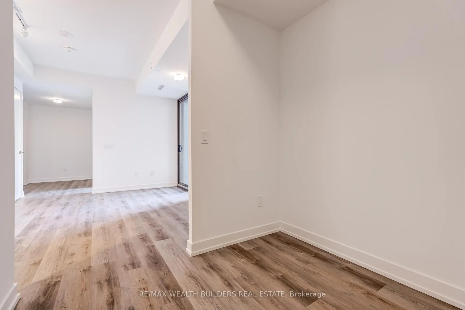 Photo 10 of Unit 331, 28 Eastern Avenue, Toronto, Moss Park — HOMEH