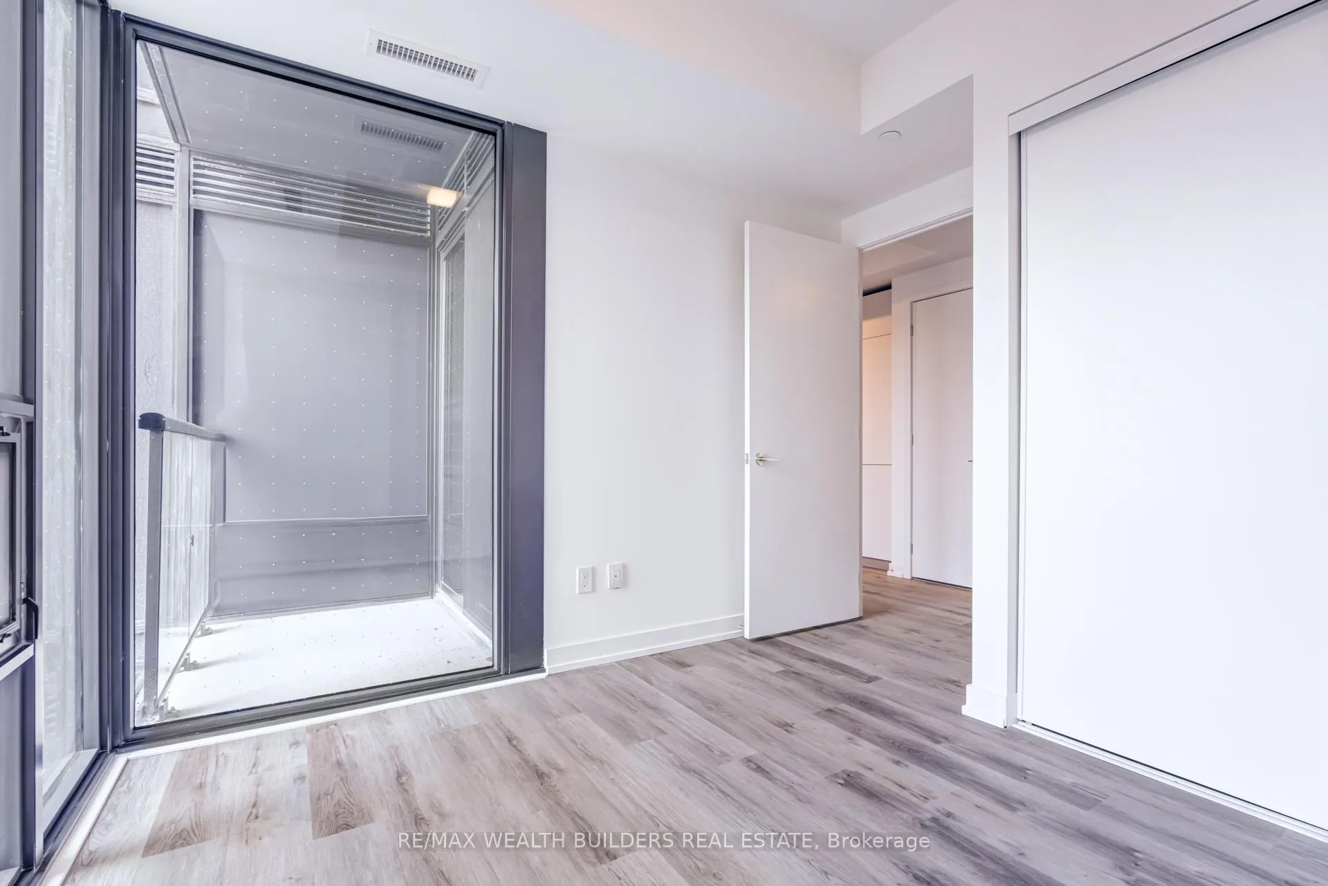 Photo 13 of Unit 331, 28 Eastern Avenue, Toronto, Moss Park — HOMEH