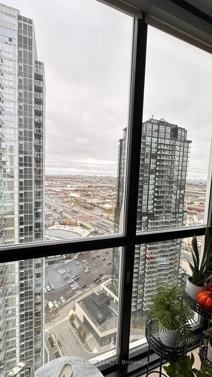 Front of Unit 2809, 2916 Highway 7 Road