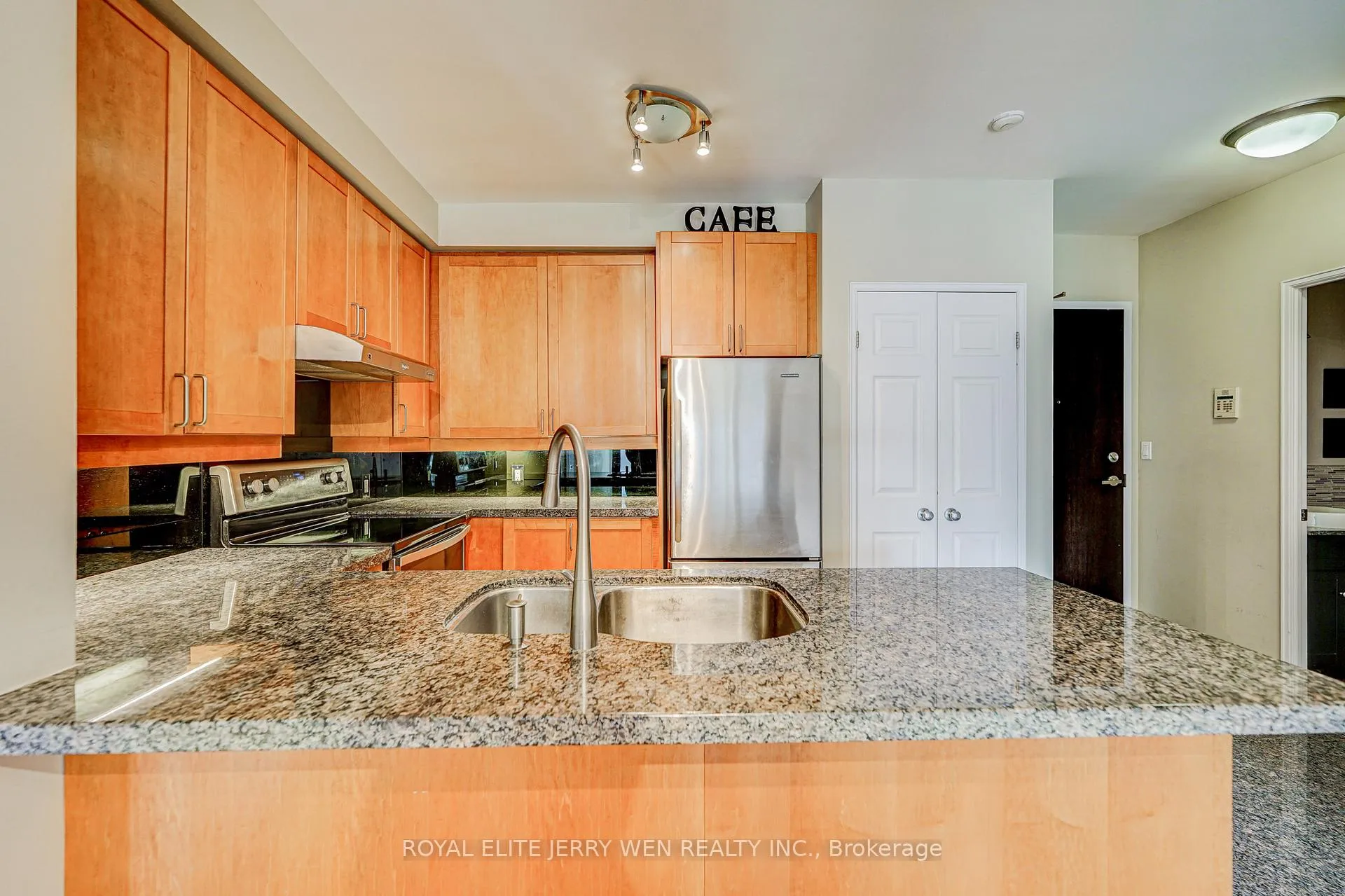 Photo 11 of Unit 1809, 55 Bloor Street E, Toronto, Church-Yonge Corridor — HOMEH