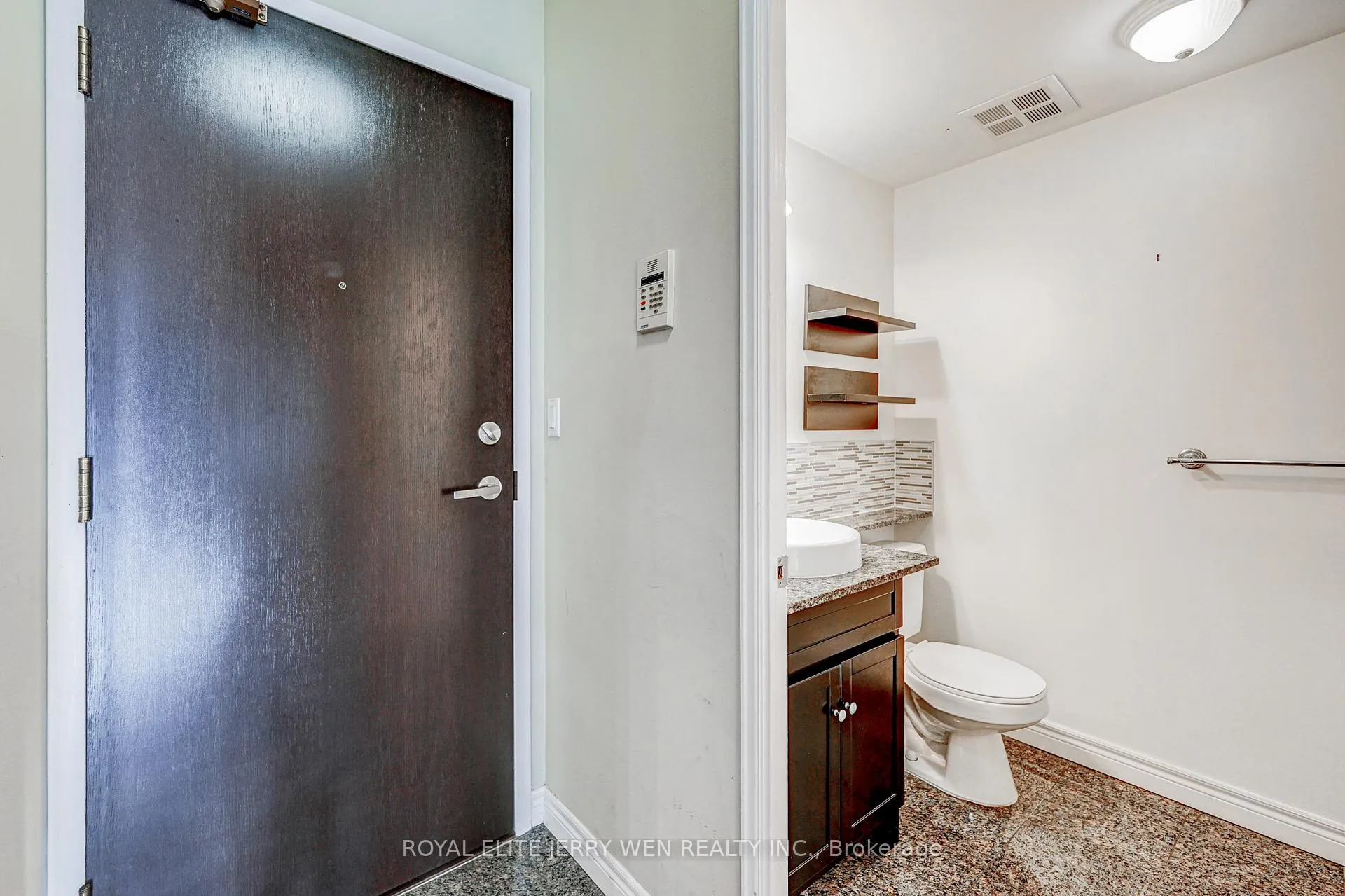 Photo 19 of Unit 1809, 55 Bloor Street E, Toronto, Church-Yonge Corridor — HOMEH