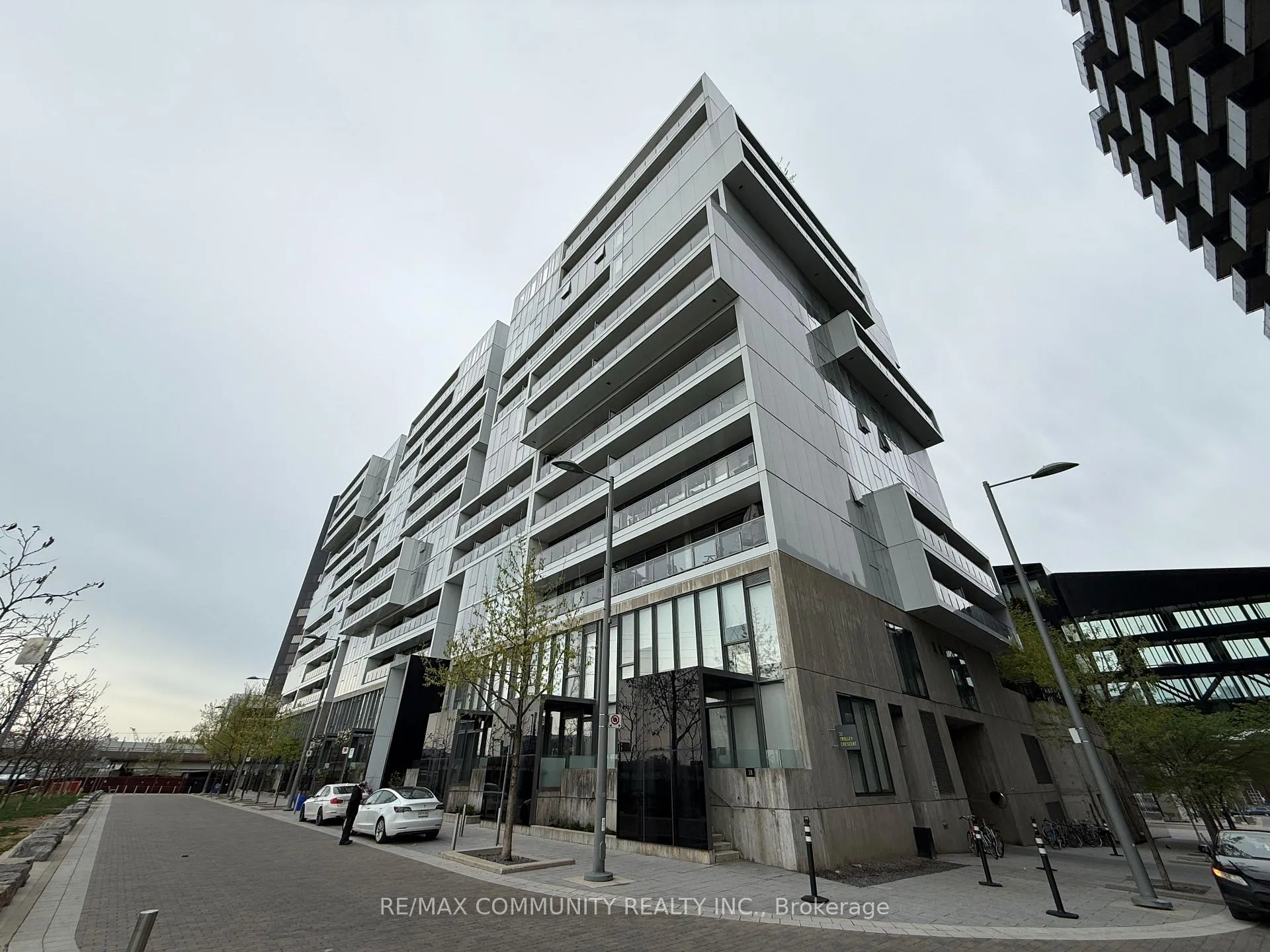 Photo 1 of Unit 803, 32 Trolley Crescent, Toronto, Moss Park — HOMEH