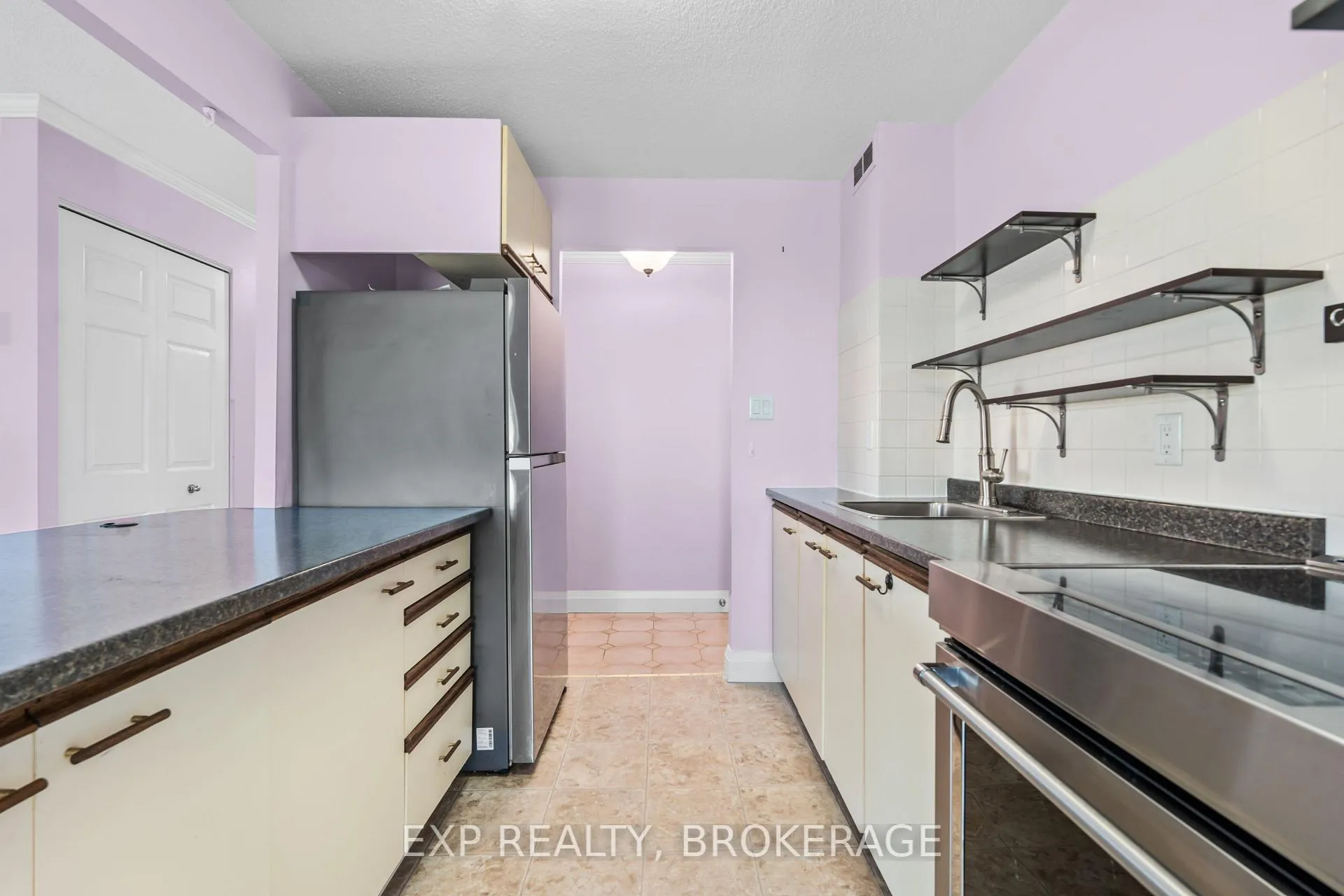 Photo 15 of Unit 607, 14 Greenview Drive, Kingston, Central City West — HOMEH