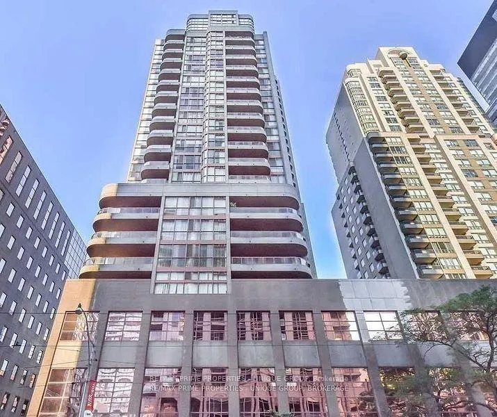 Front of Unit 512, 736 Bay Street