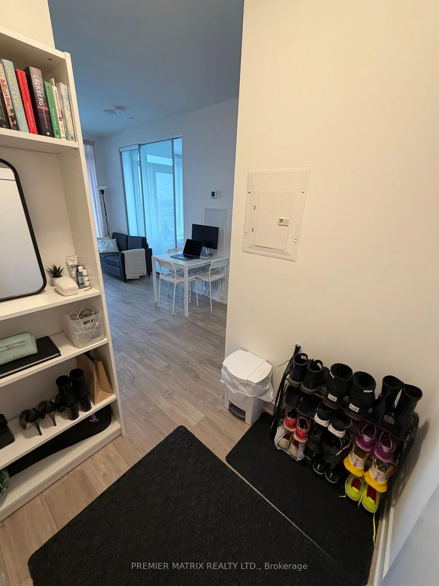 Front of Unit 2205, 100 Dalhousie Street