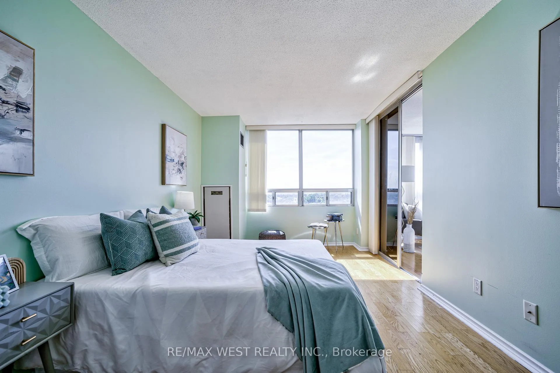 Photo 27 of Unit #1009, 310 Mill Street S, Brampton, Brampton South — HOMEH