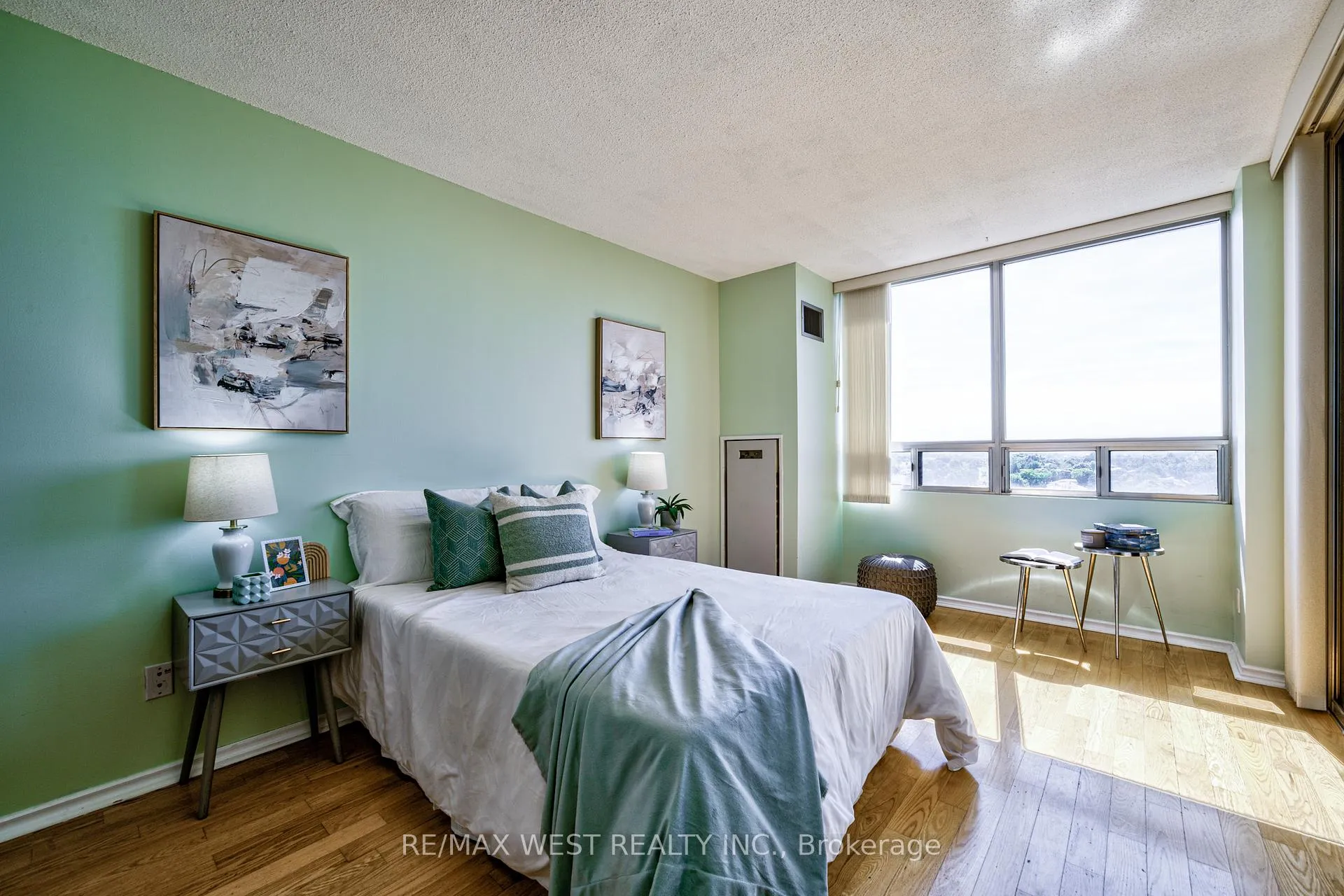 Photo 28 of Unit #1009, 310 Mill Street S, Brampton, Brampton South — HOMEH