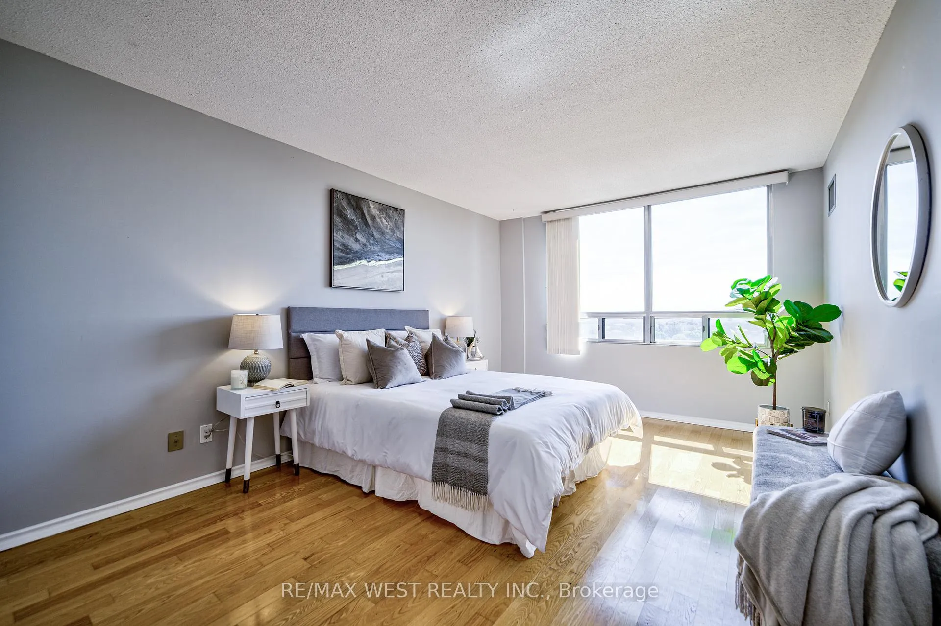 Photo 31 of Unit #1009, 310 Mill Street S, Brampton, Brampton South — HOMEH