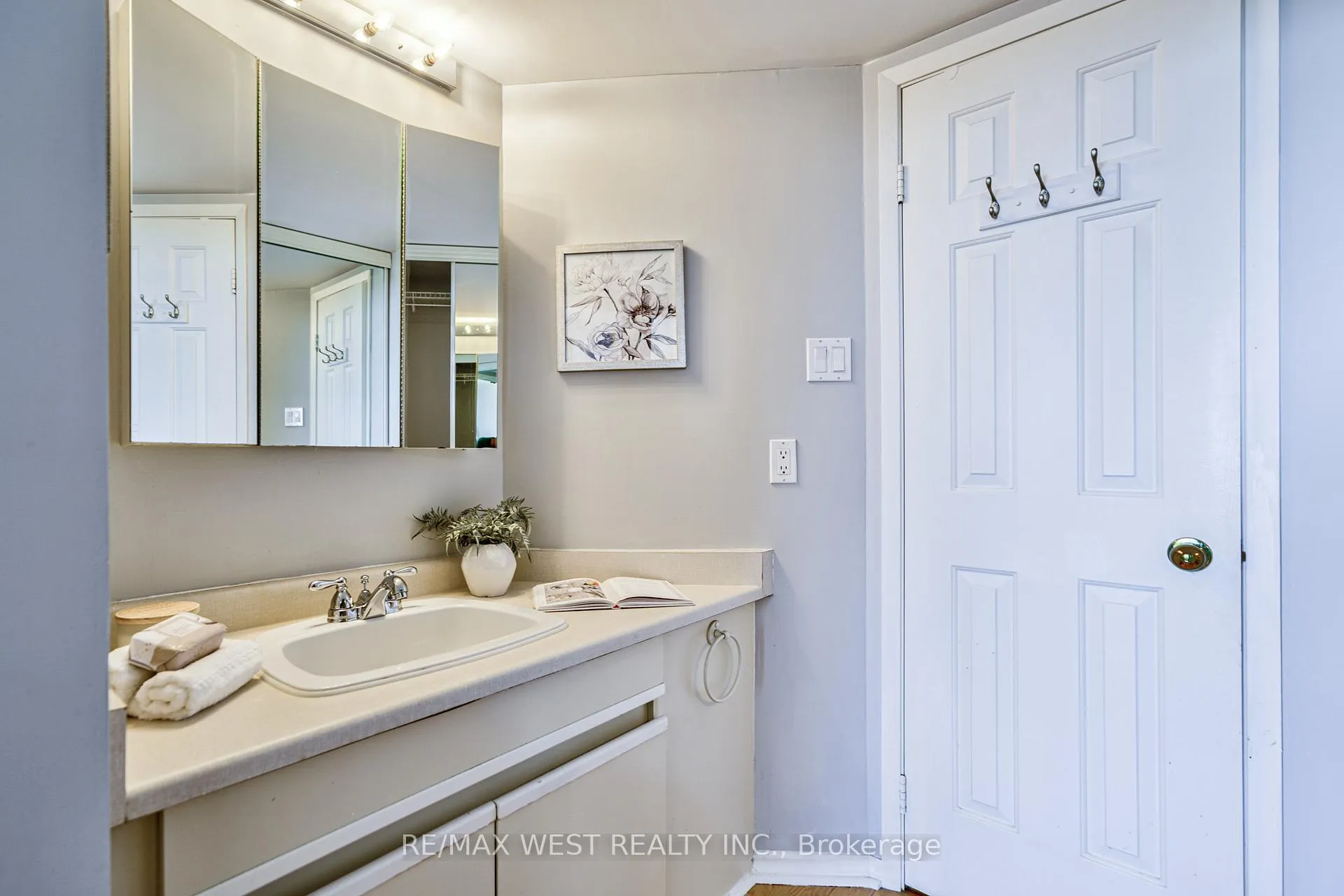 Photo 36 of Unit #1009, 310 Mill Street S, Brampton, Brampton South — HOMEH