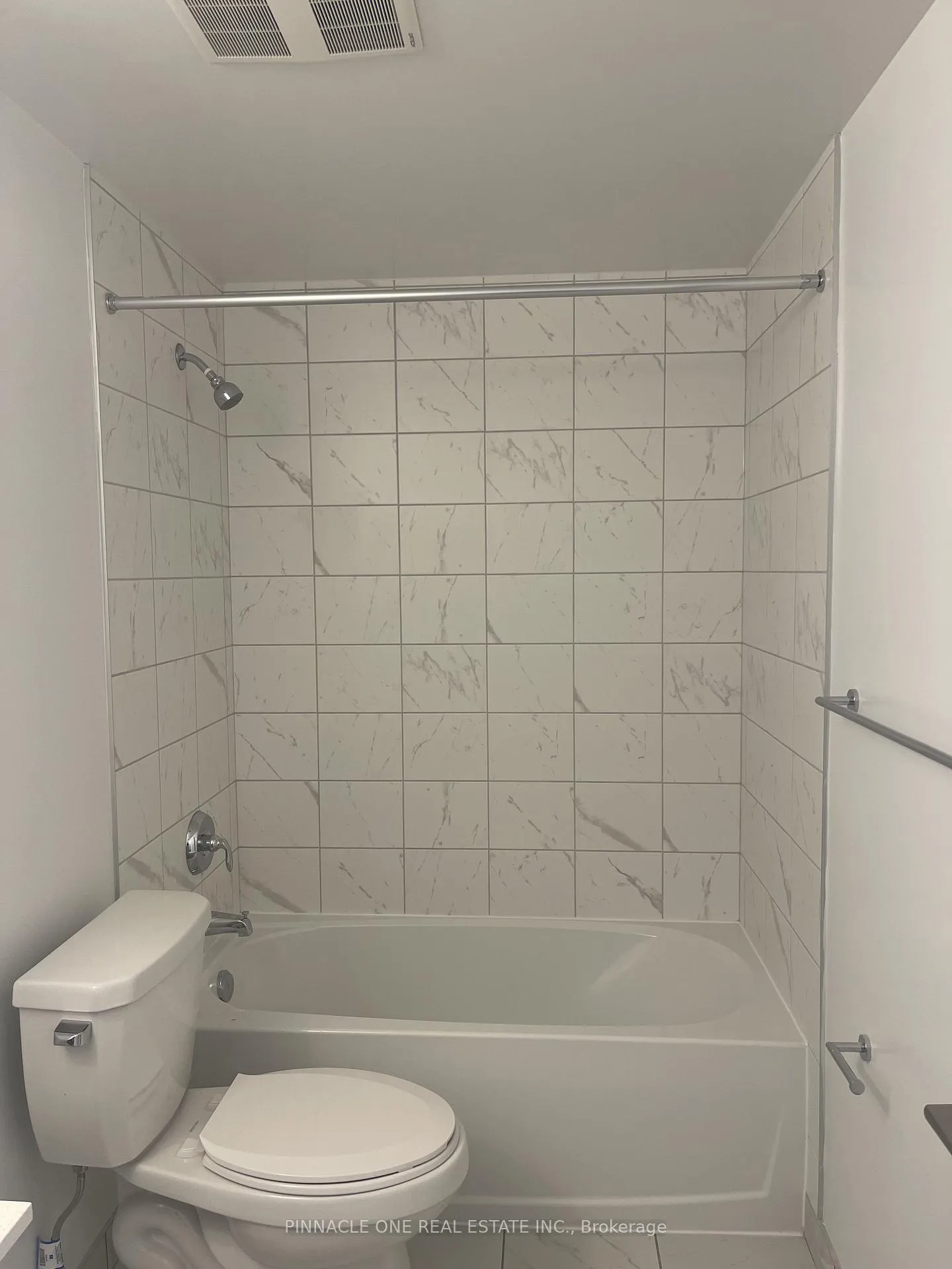 Photo 3 of Unit 1709, 1435 Celebration Drive, Pickering, Bay Ridges — HOMEH