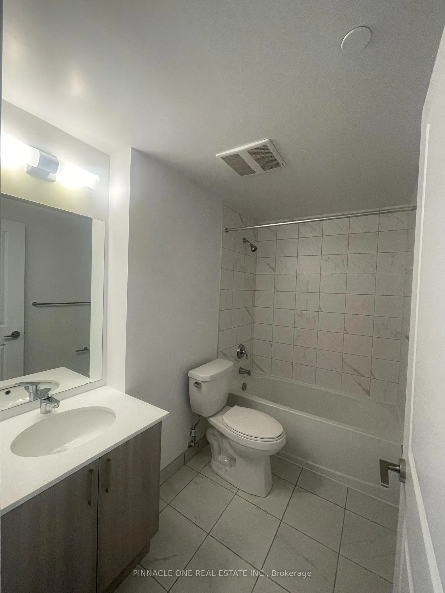 Photo 6 of Unit 1709, 1435 Celebration Drive, Pickering, Bay Ridges — HOMEH