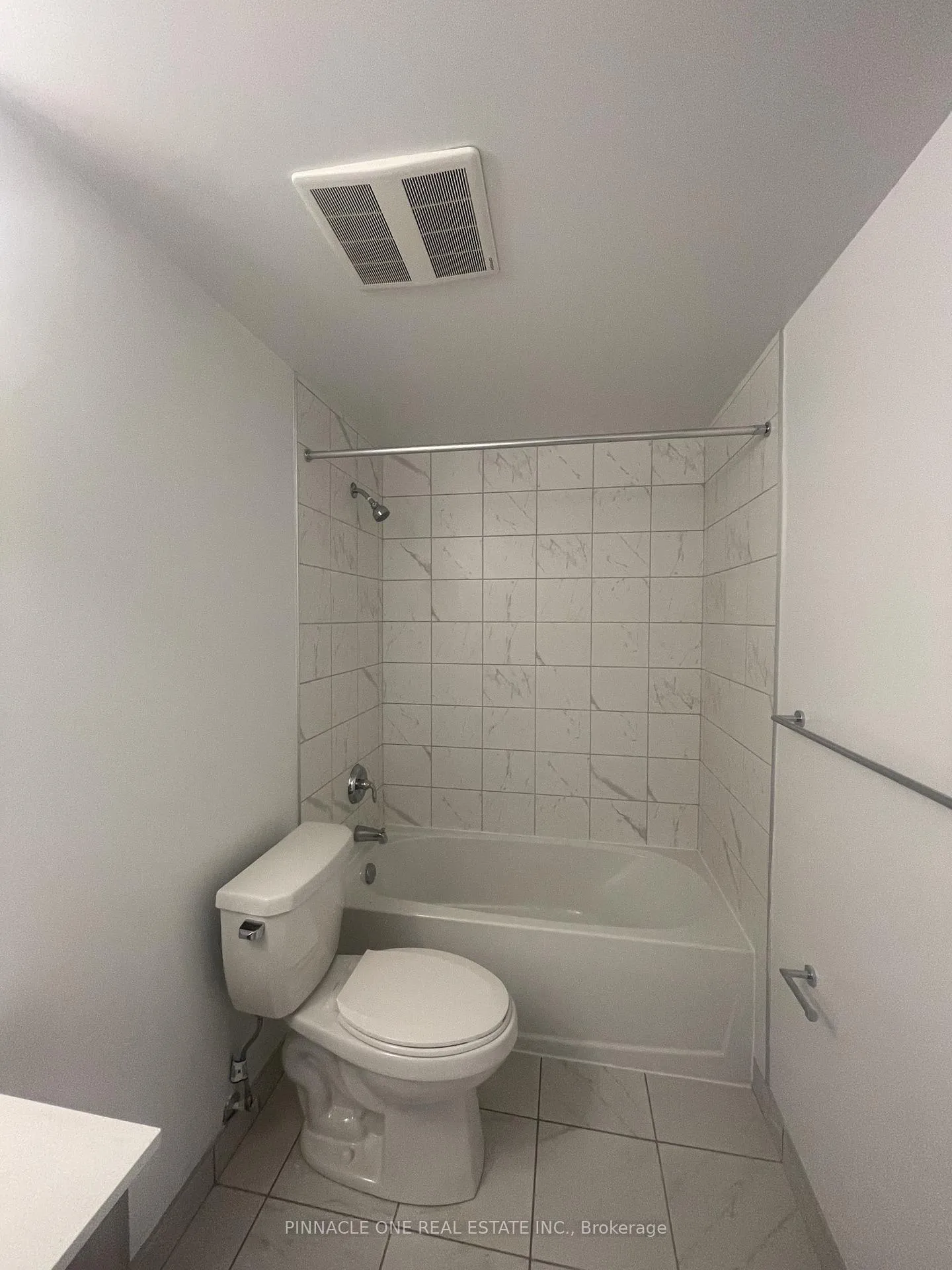 Photo 7 of Unit 1709, 1435 Celebration Drive, Pickering, Bay Ridges — HOMEH
