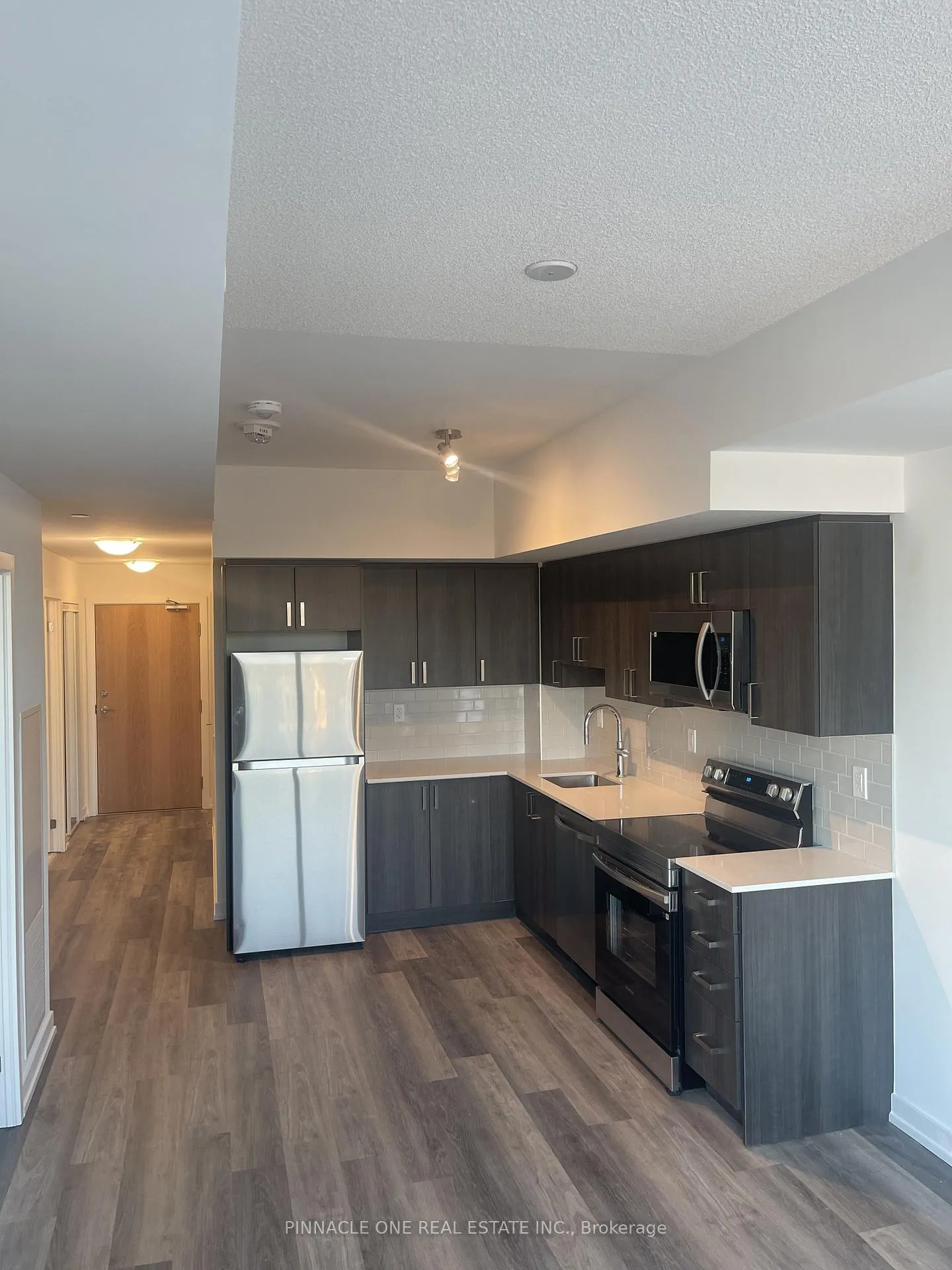 Photo 10 of Unit 1709, 1435 Celebration Drive, Pickering, Bay Ridges — HOMEH