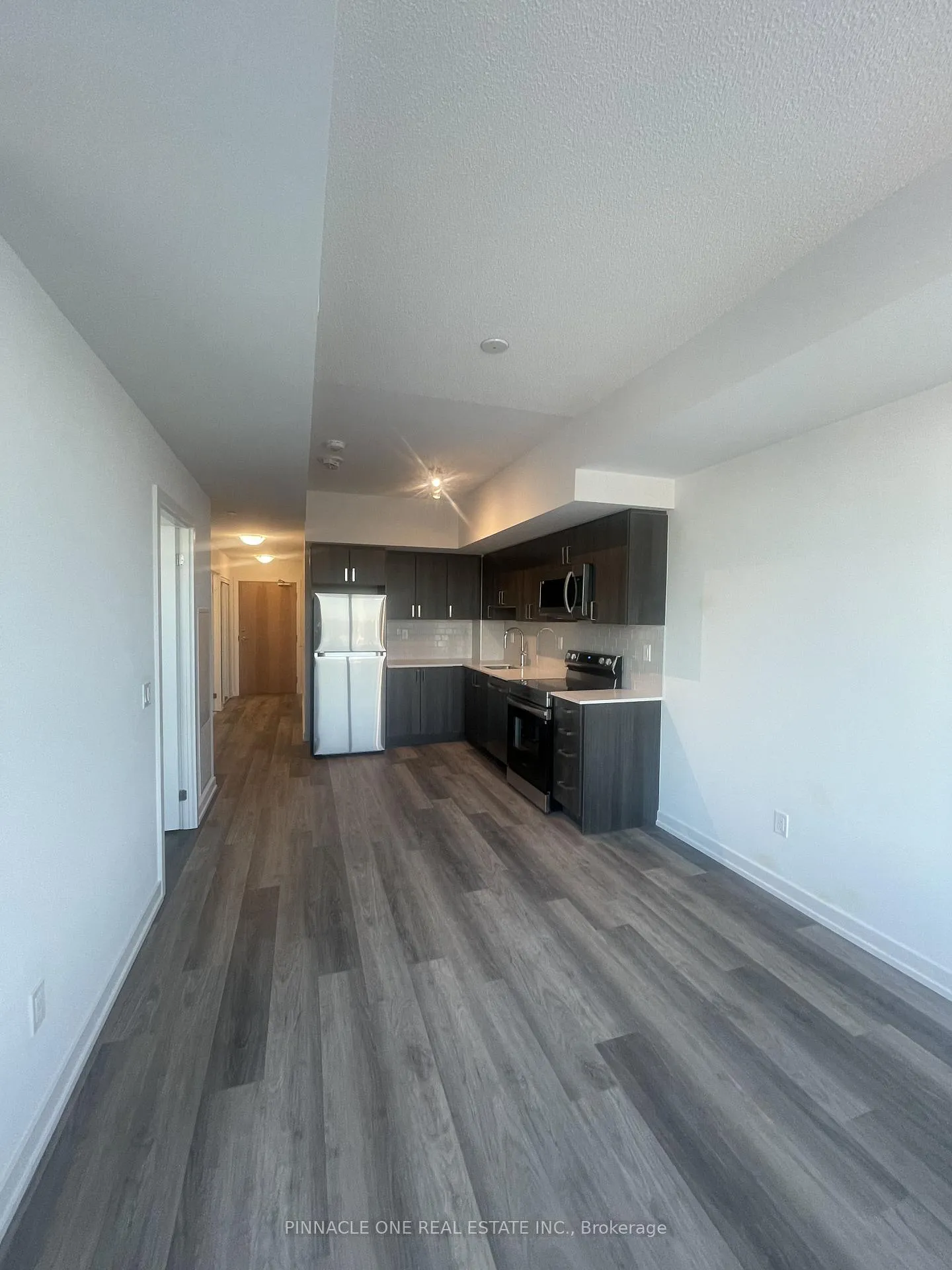 Photo 11 of Unit 1709, 1435 Celebration Drive, Pickering, Bay Ridges — HOMEH