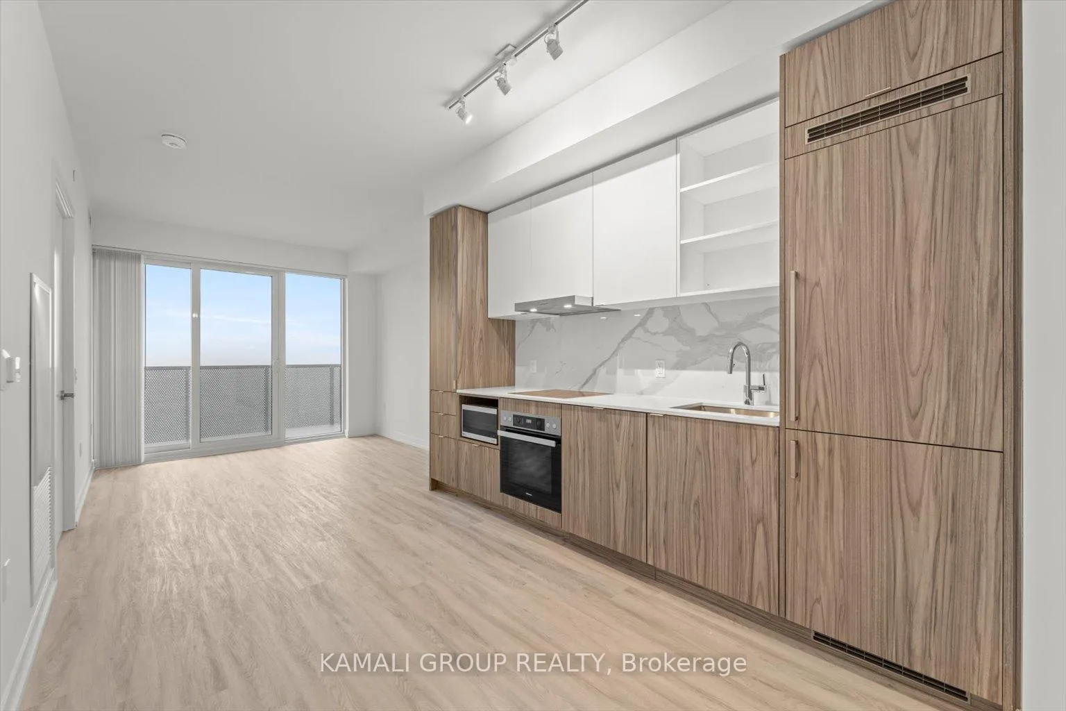 Photo 5 of Unit 7703, 55 Cooper Street, Toronto, Waterfront Communities — HOMEH