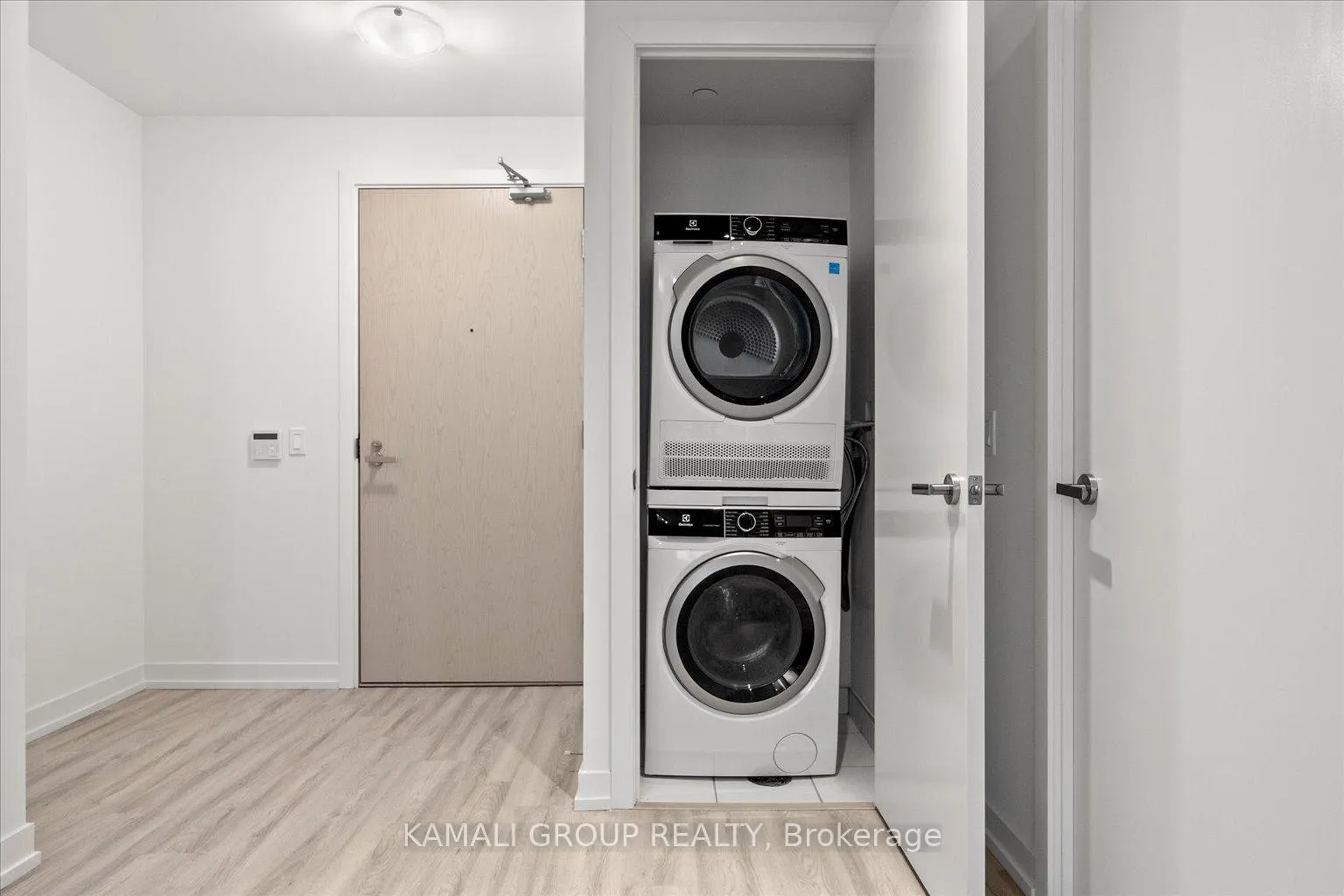 Photo 25 of Unit 7703, 55 Cooper Street, Toronto, Waterfront Communities — HOMEH