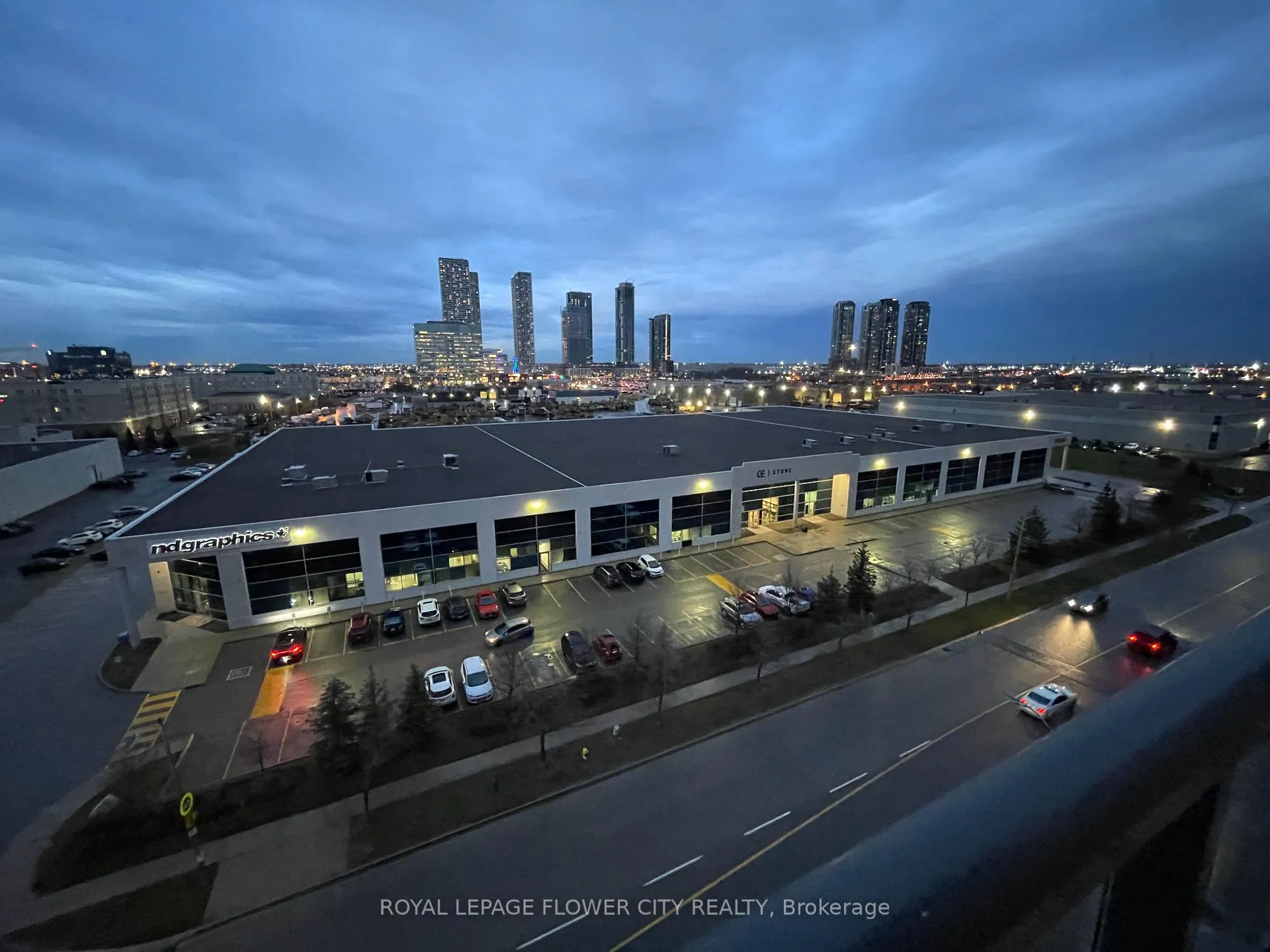 Photo 19 of Unit 801, 10 Honeycrisp Crescent, Vaughan, Vaughan Corporate Centre — HOMEH