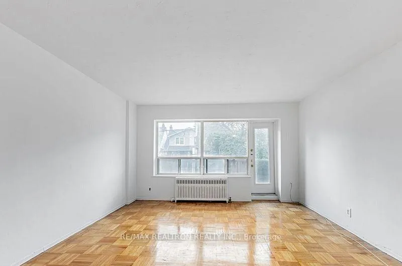 Photo 1 of Unit 101, 156 Kingston Road, Toronto, Woodbine Corridor — HOMEH