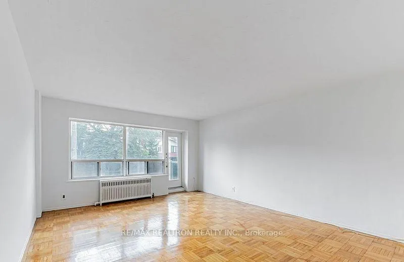 Photo 2 of Unit 101, 156 Kingston Road, Toronto, Woodbine Corridor — HOMEH