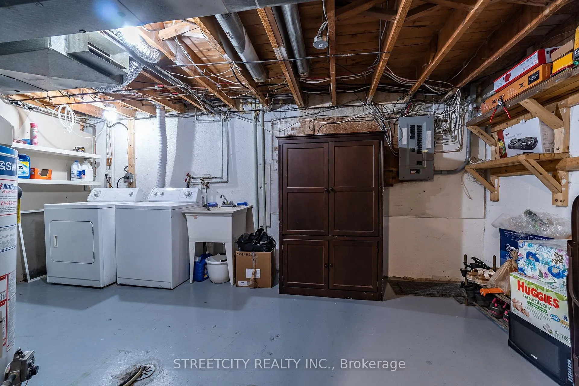 Photo 21 of 57 Town House Crescent, Brampton, Brampton East — HOMEH