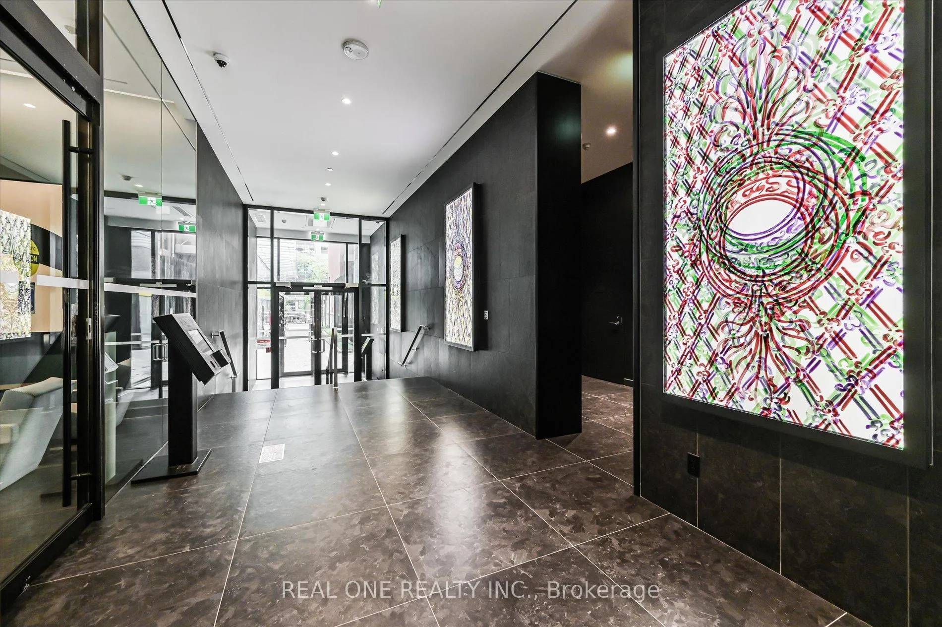 Photo 4 of Unit 204, 25 Richmond Street E, Toronto, Church-Yonge Corridor — HOMEH