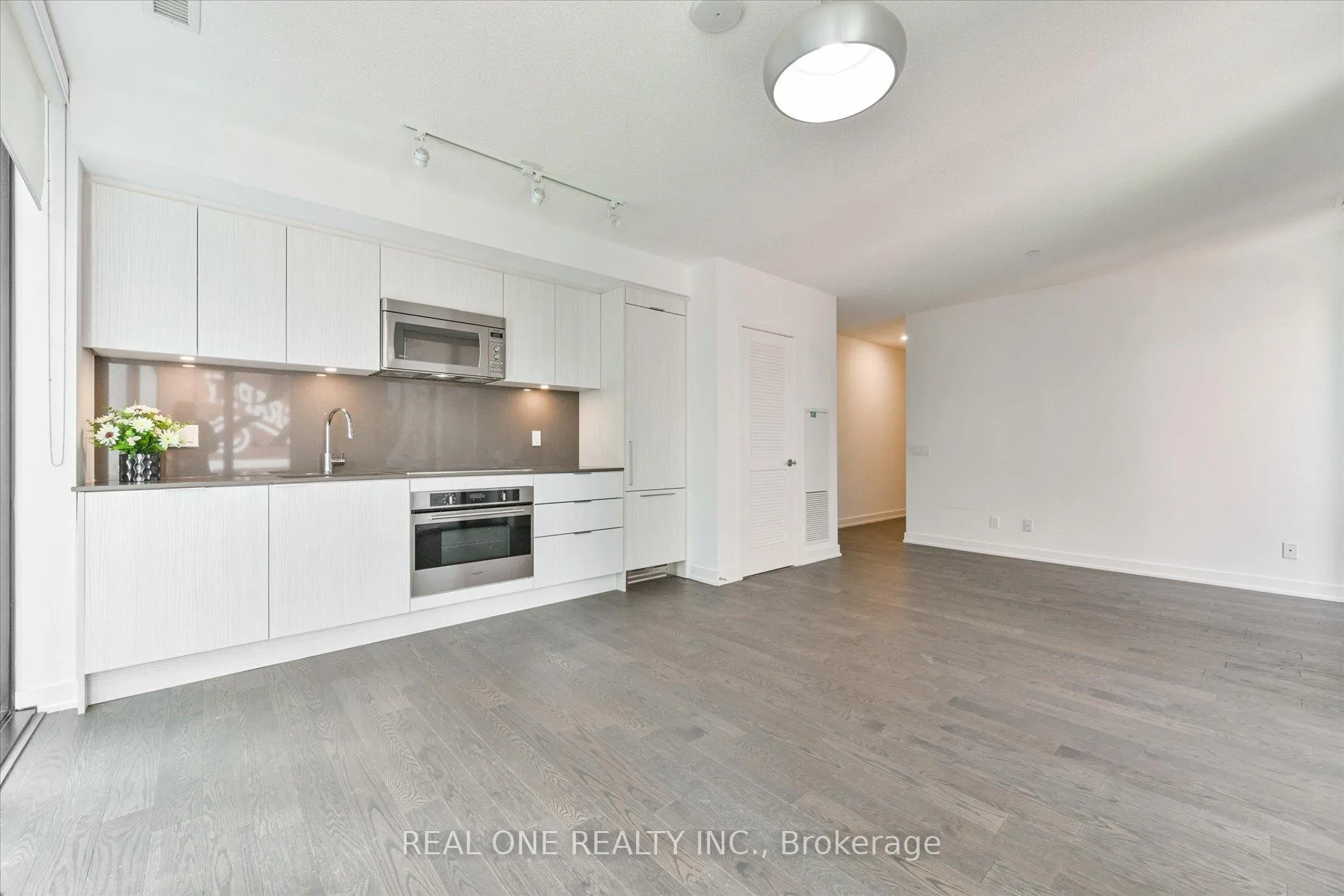 Photo 11 of Unit 204, 25 Richmond Street E, Toronto, Church-Yonge Corridor — HOMEH