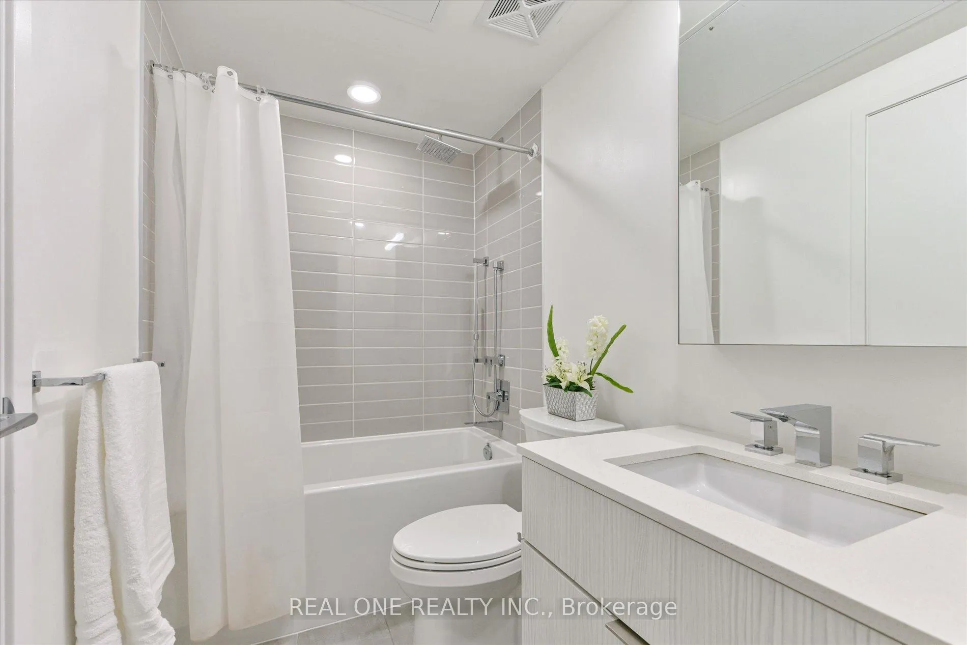 Photo 17 of Unit 204, 25 Richmond Street E, Toronto, Church-Yonge Corridor — HOMEH