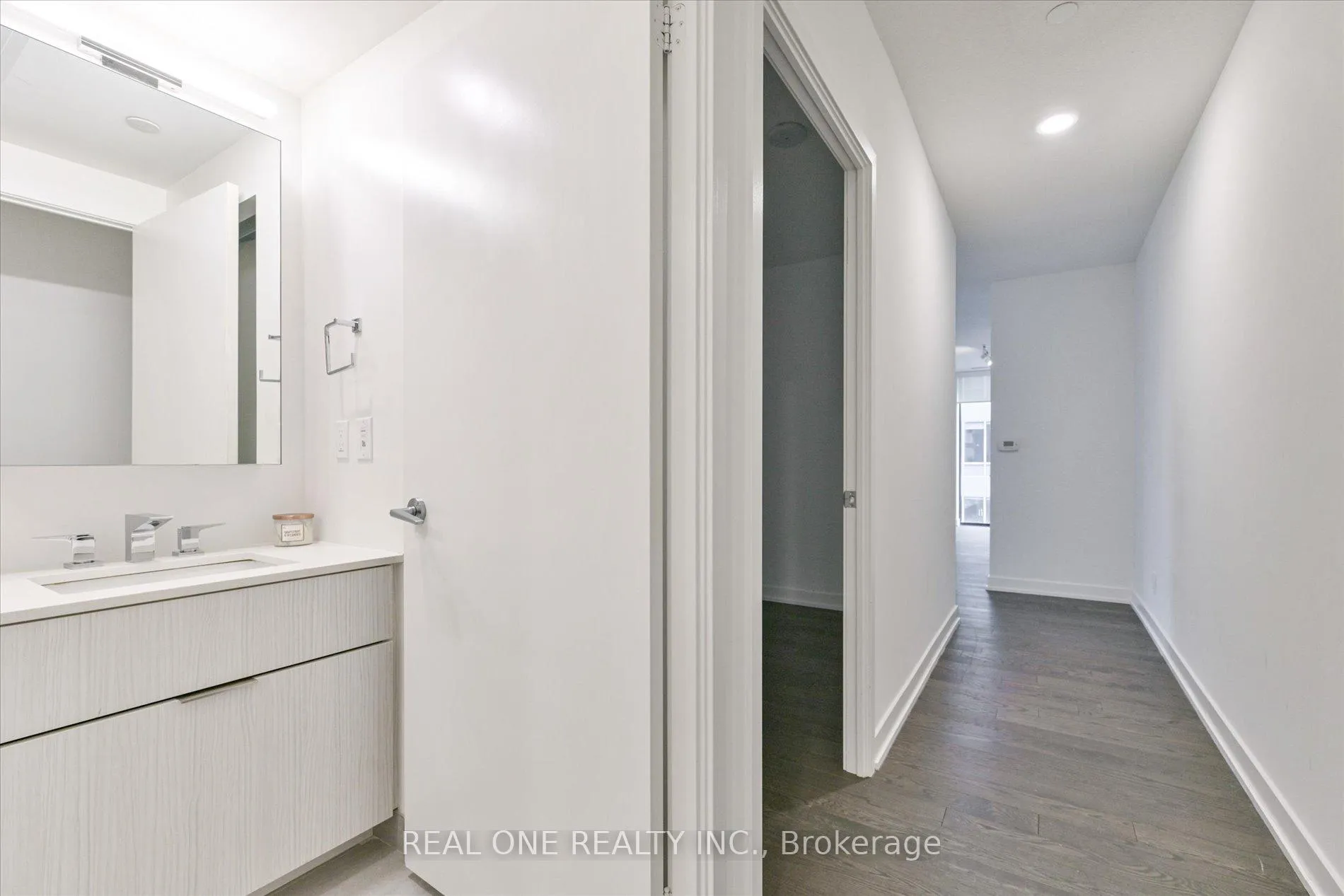 Photo 18 of Unit 204, 25 Richmond Street E, Toronto, Church-Yonge Corridor — HOMEH