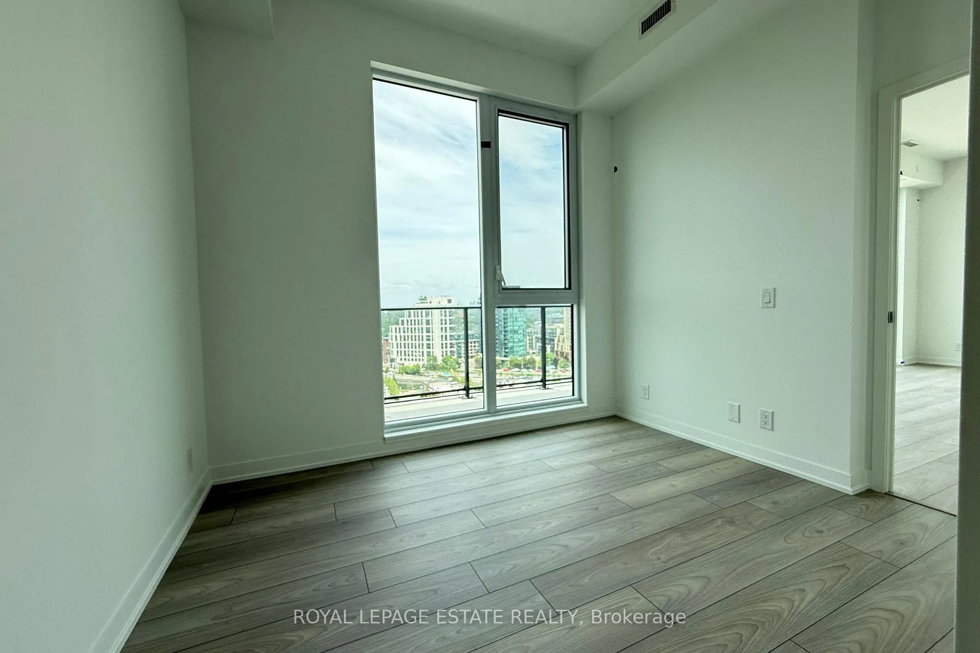 Photo 10 of Unit 1305, 285 Dufferin Street, Toronto, South Parkdale — HOMEH