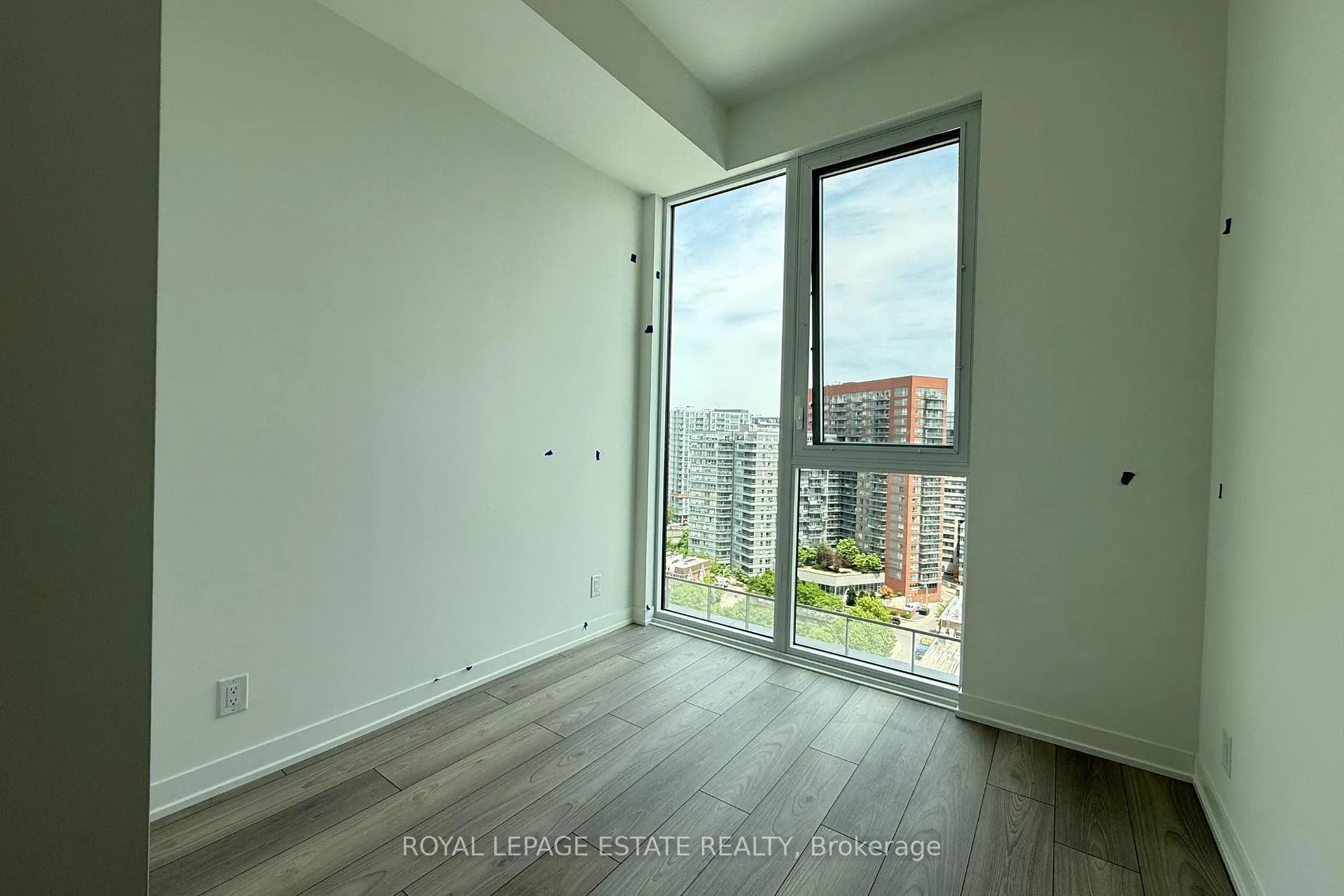 Photo 20 of Unit 1305, 285 Dufferin Street, Toronto, South Parkdale — HOMEH