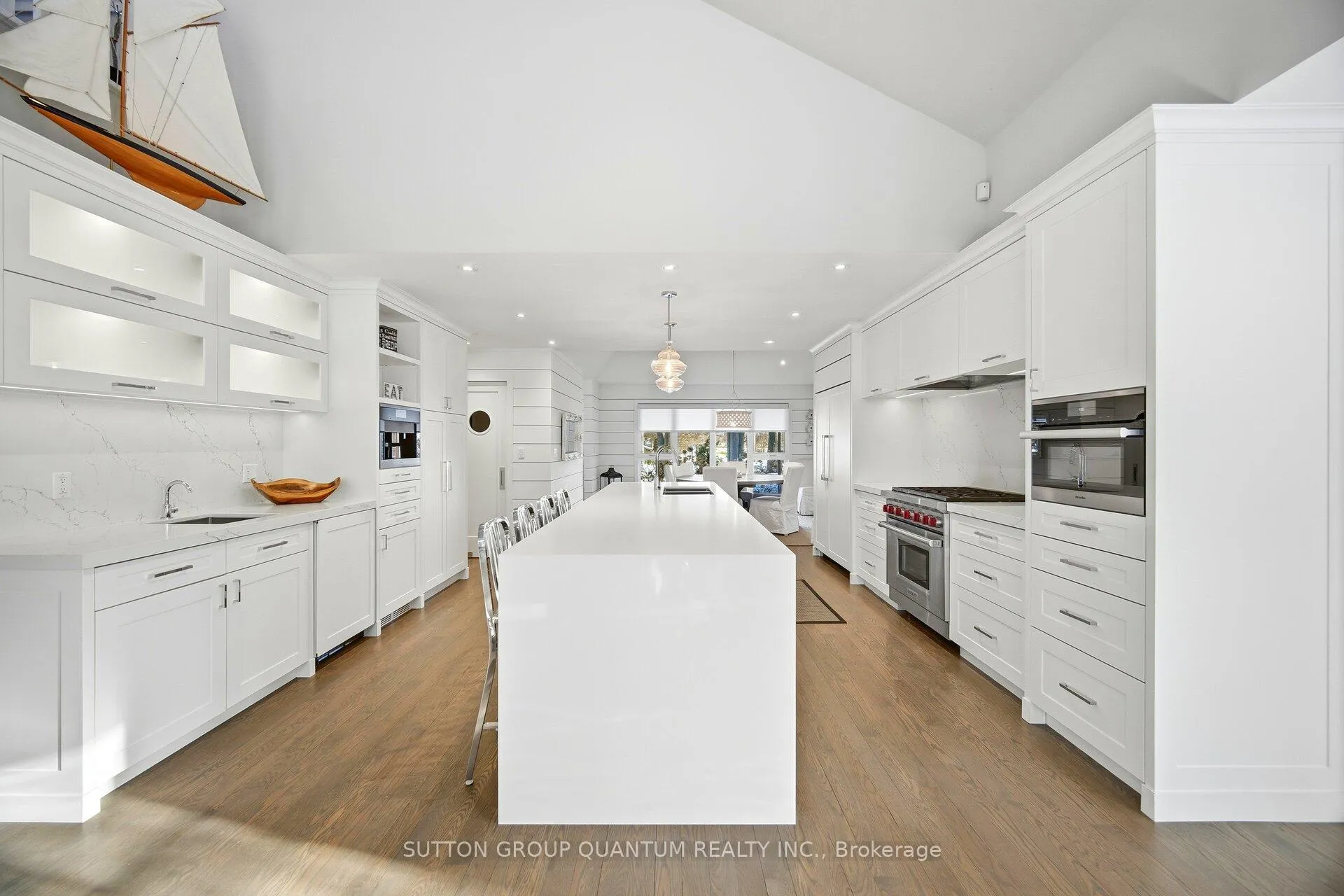 Photo 9 of 133 Mineola Road E, Mississauga, Mineola — HOMEH
