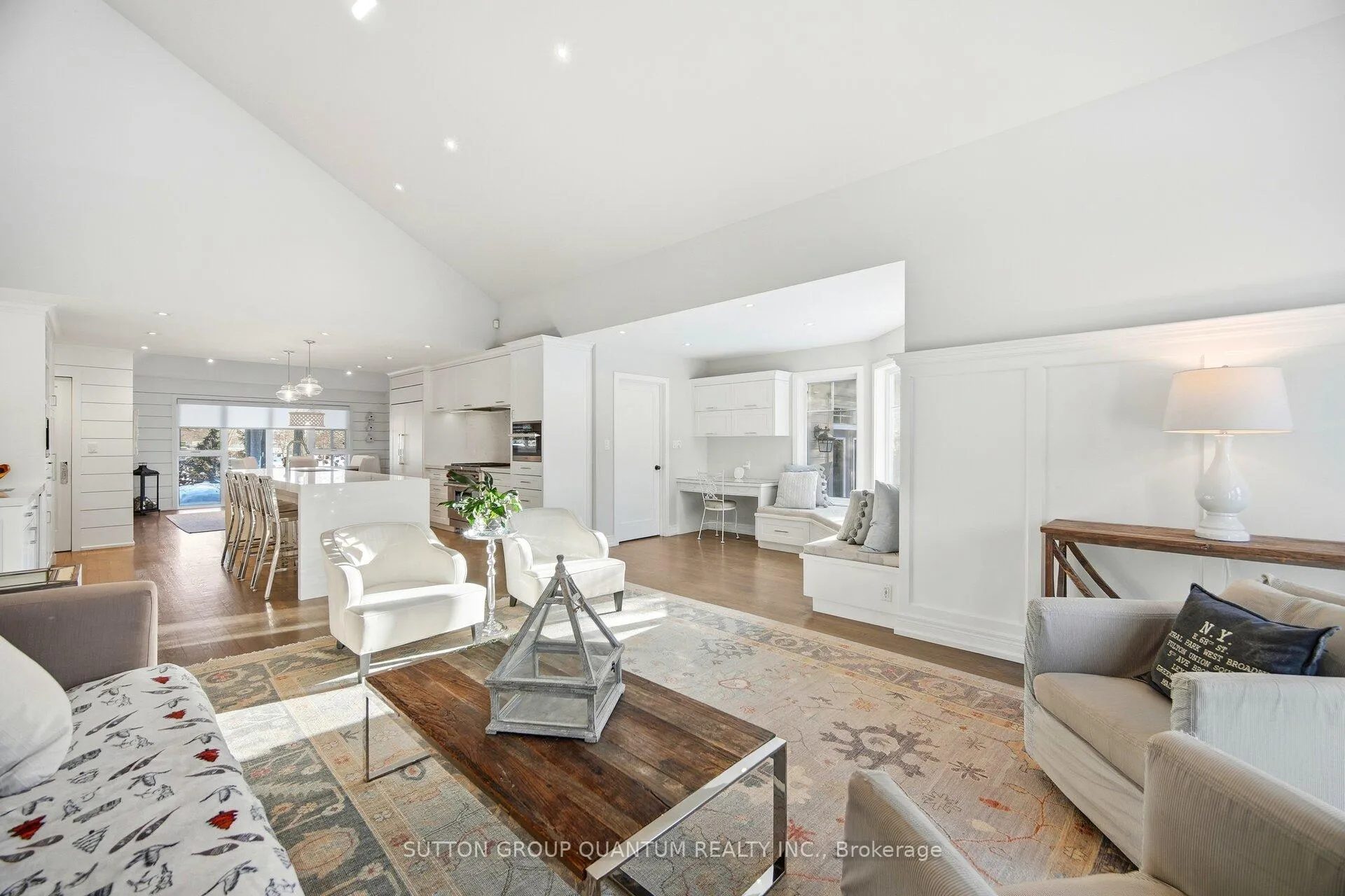 Photo 14 of 133 Mineola Road E, Mississauga, Mineola — HOMEH