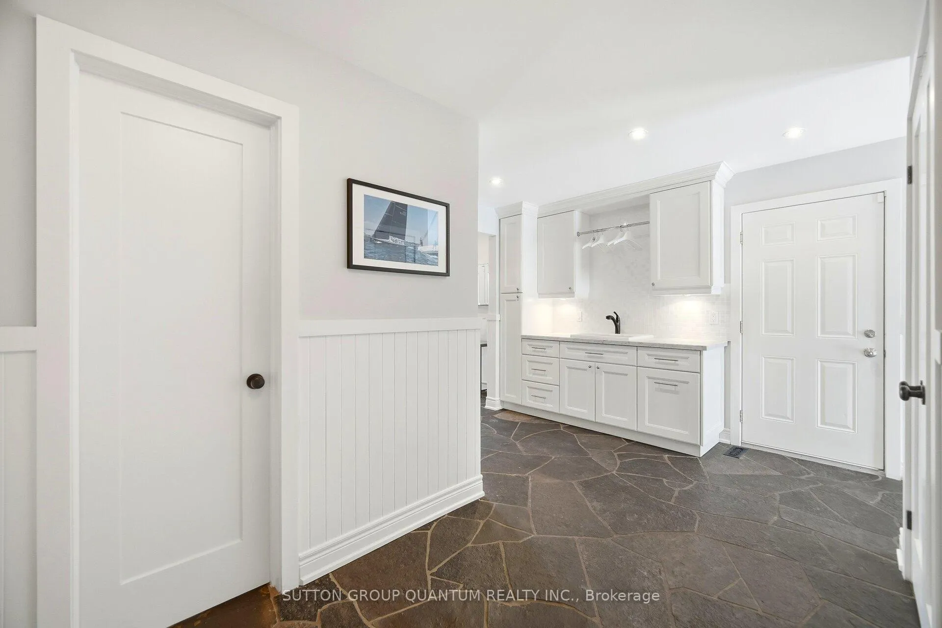 Photo 16 of 133 Mineola Road E, Mississauga, Mineola — HOMEH