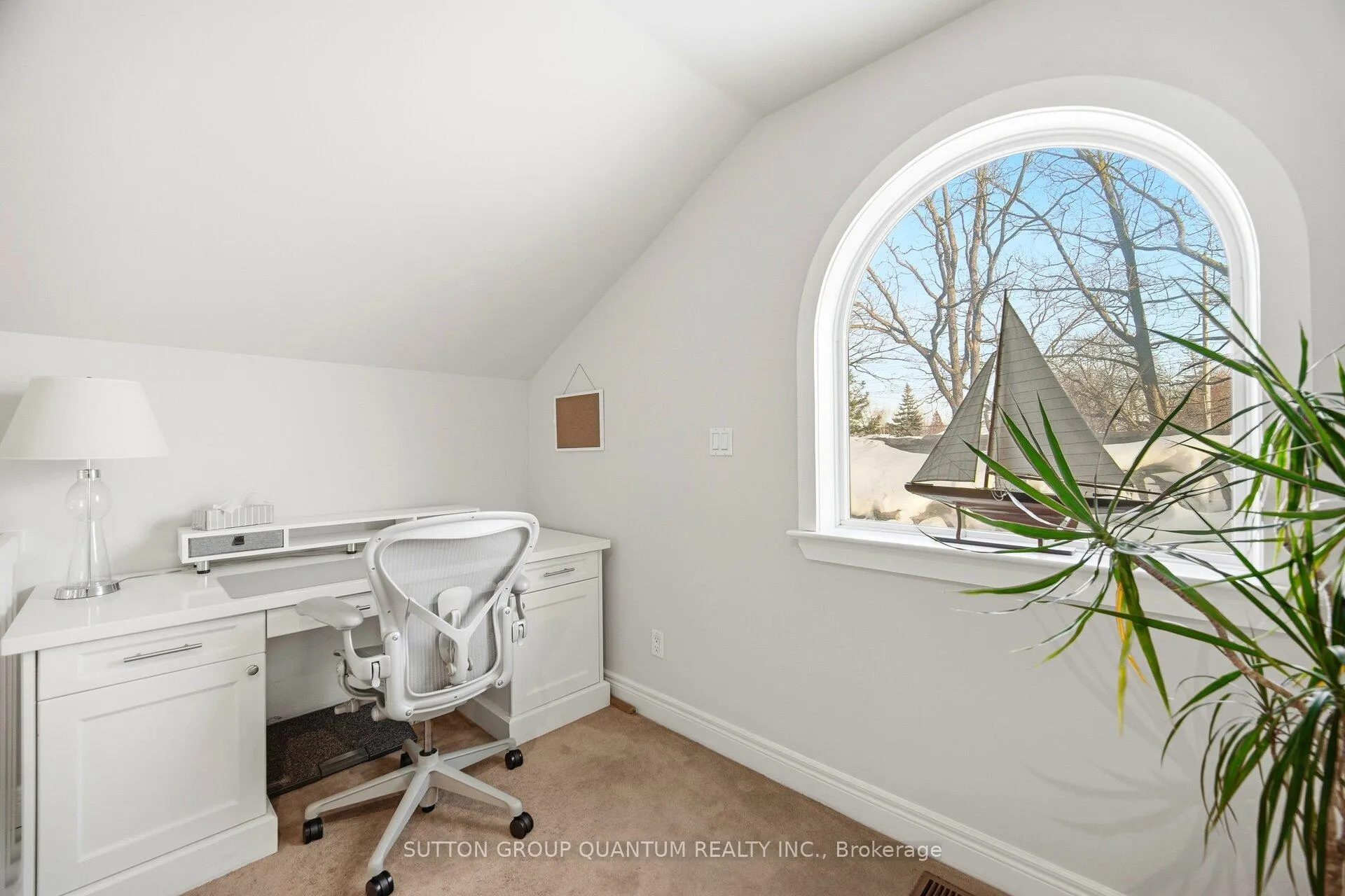 Photo 27 of 133 Mineola Road E, Mississauga, Mineola — HOMEH